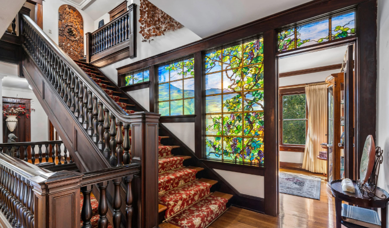 Vila de lux din Hollywood, care a aparținut legendarului pugilist Muhammad Ali, scoasă la licitație. Care este prețul