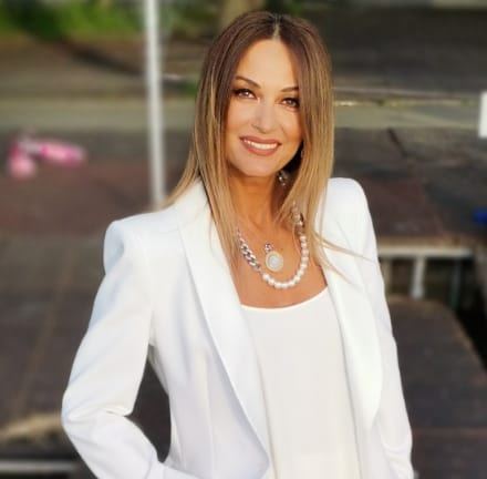 Anca Țurcașiu a confirmat noua relație. Primele imagini cu iubitul vedetei: „Am lângă mine un om drag”