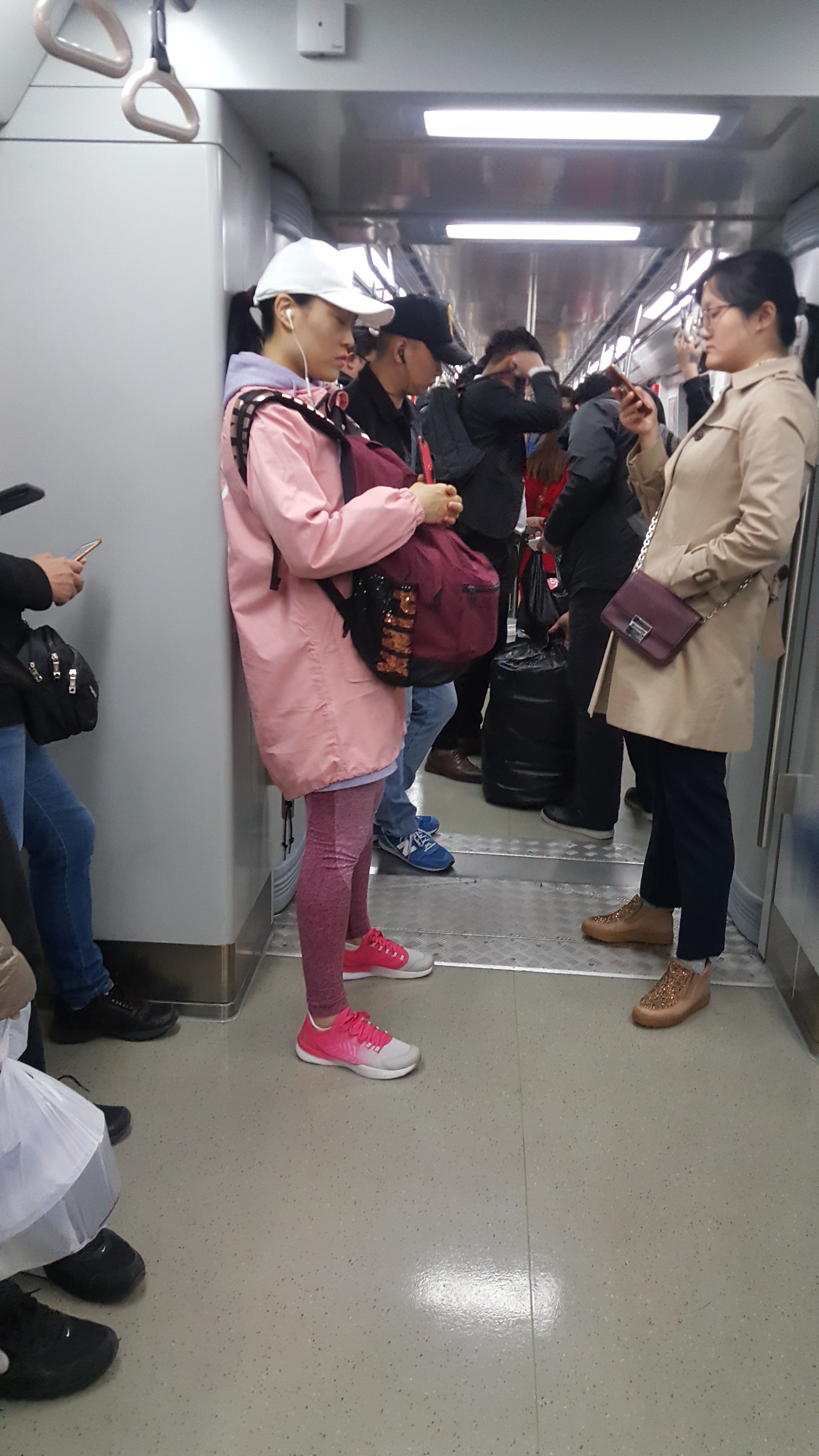 CORESPONDENȚĂ DIN BEIJING, CAPITOLUL 6 | Scriitoarea Doina Ruști, în Orașul Interzis