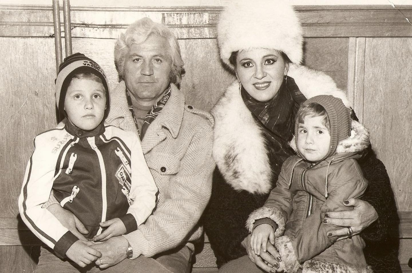 Mesajul emoționant al lui Fuego după ce a murit Ion Cernea, soțul Irinei Loghin. Multă lume credea că artista e mama cântărețului