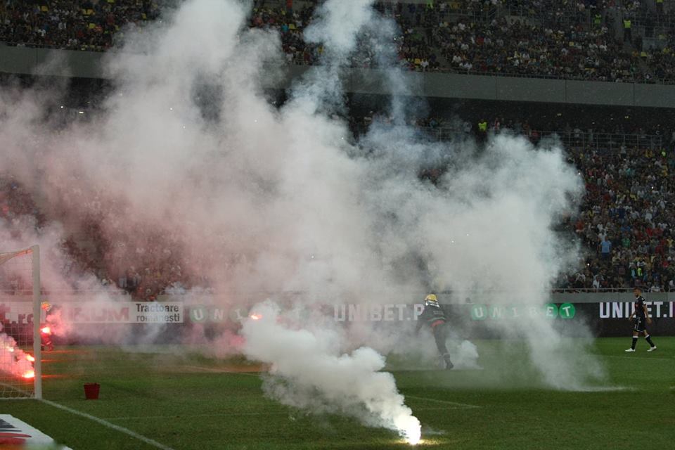 Liga 1, etapa 2: FCSB - Dinamo 3-3. Cel mai bun derby al mileniului! Recordul lui Gnohere și ”explozia” lui Coman. ”Câinii” au găsit puterea să egaleze de trei ori!