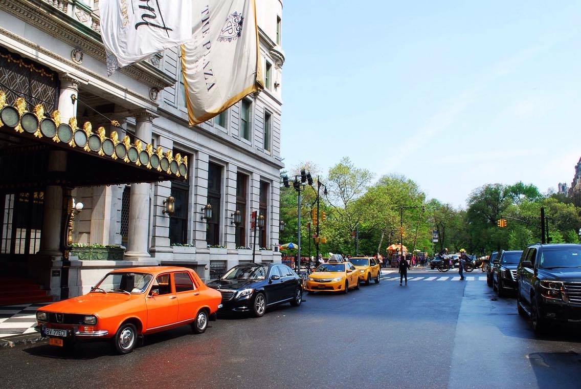 EXCLUSIV. Mimi, furia roșie de pe șoselele Americii. Singura Dacie cu ”buletin” de New York care va străbate faimoasa Route 66
