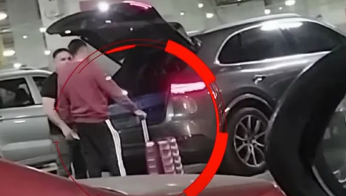 Doi români sunt șefii unei rețele de traficanți care a trimis cocaină în valoare de un milion de euro din Peru la Paris, în timpul Jocurilor Olimpice