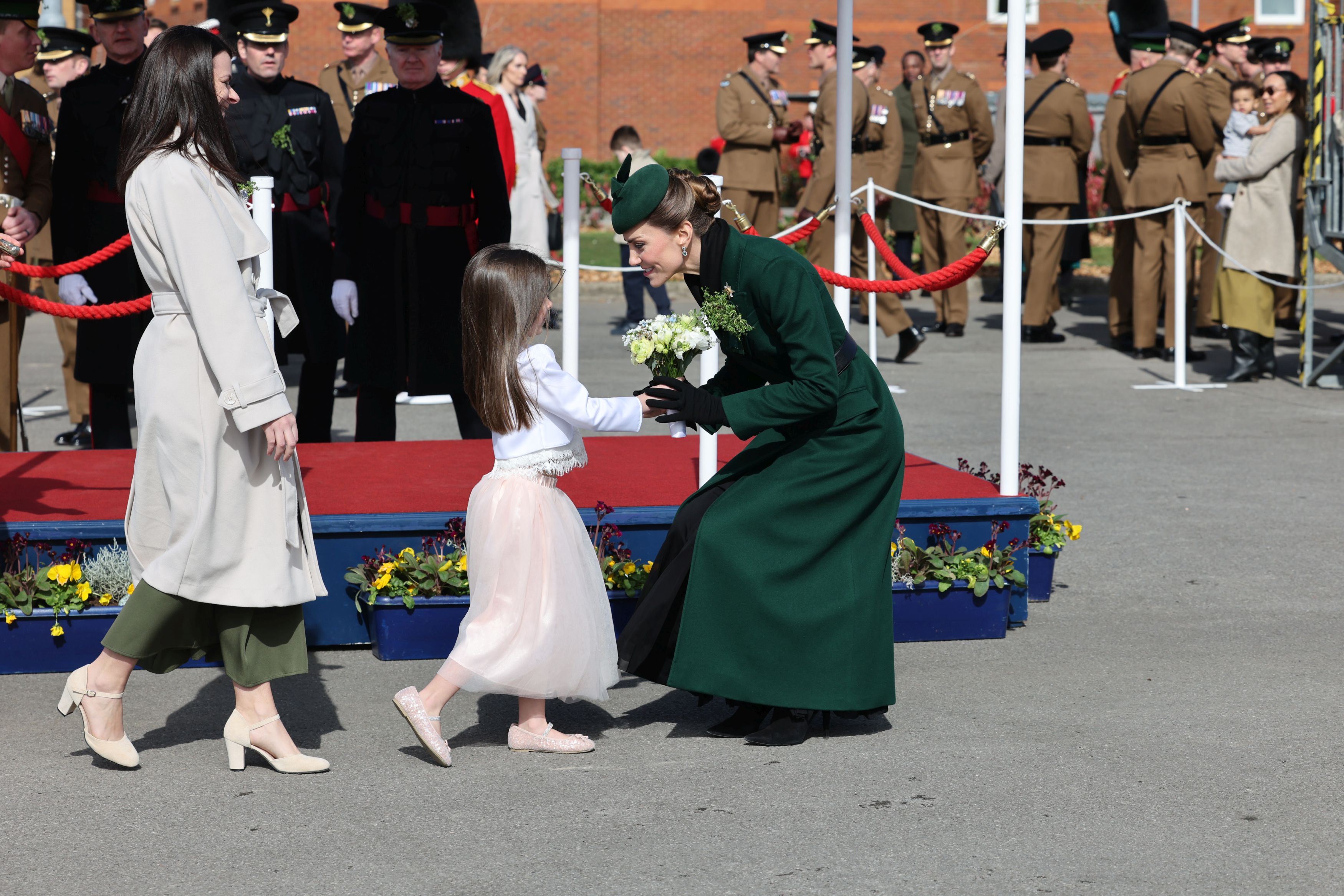 Cum a apărut Kate Middleton la parada de Sfântul Patrick. Gestul făcut de Prințesa de Wales