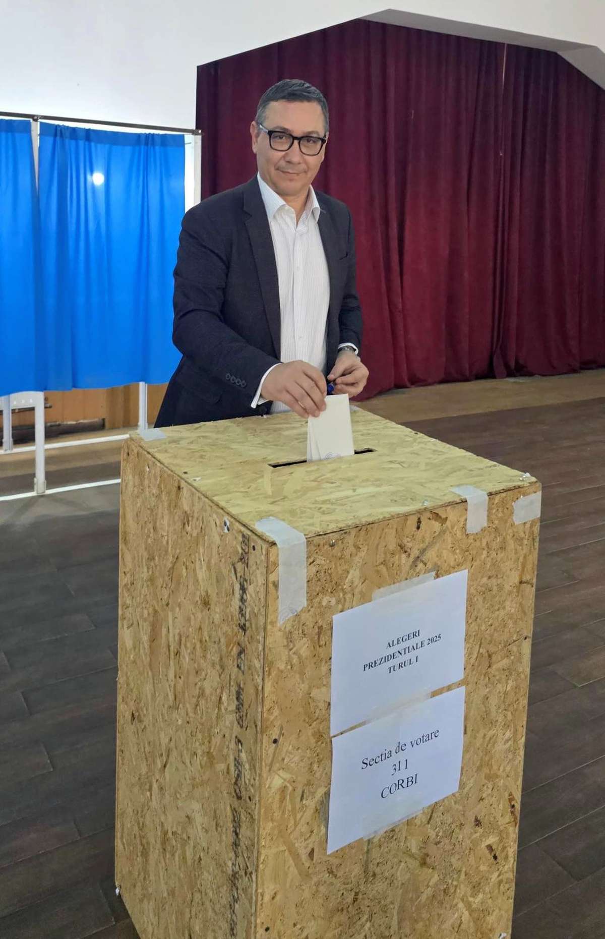 Imagini cu Victor Ponta și noua iubită. Cine este și cu ce se ocupă femeia cu care a înlocuit-o pe Daciana Sârbu