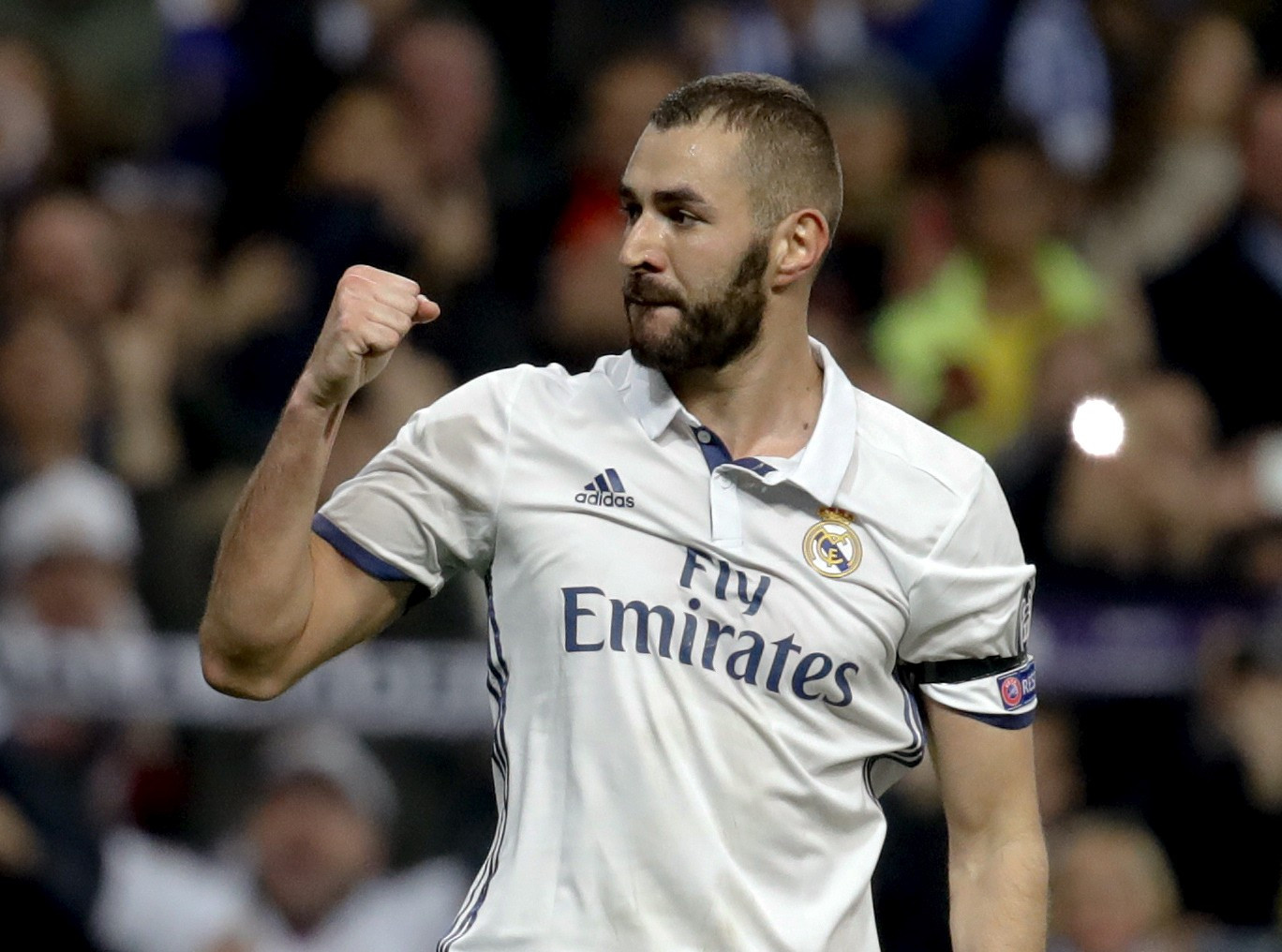EXCLUSIV. Libertatea a fost la clubul care l-a format pe Karim Benzema, ”prințul din Bron”: ”Sex-tape-ul i-a distrus părinții. Iertați-l și rechemați-l la națională!” | FOTO&VIDEO