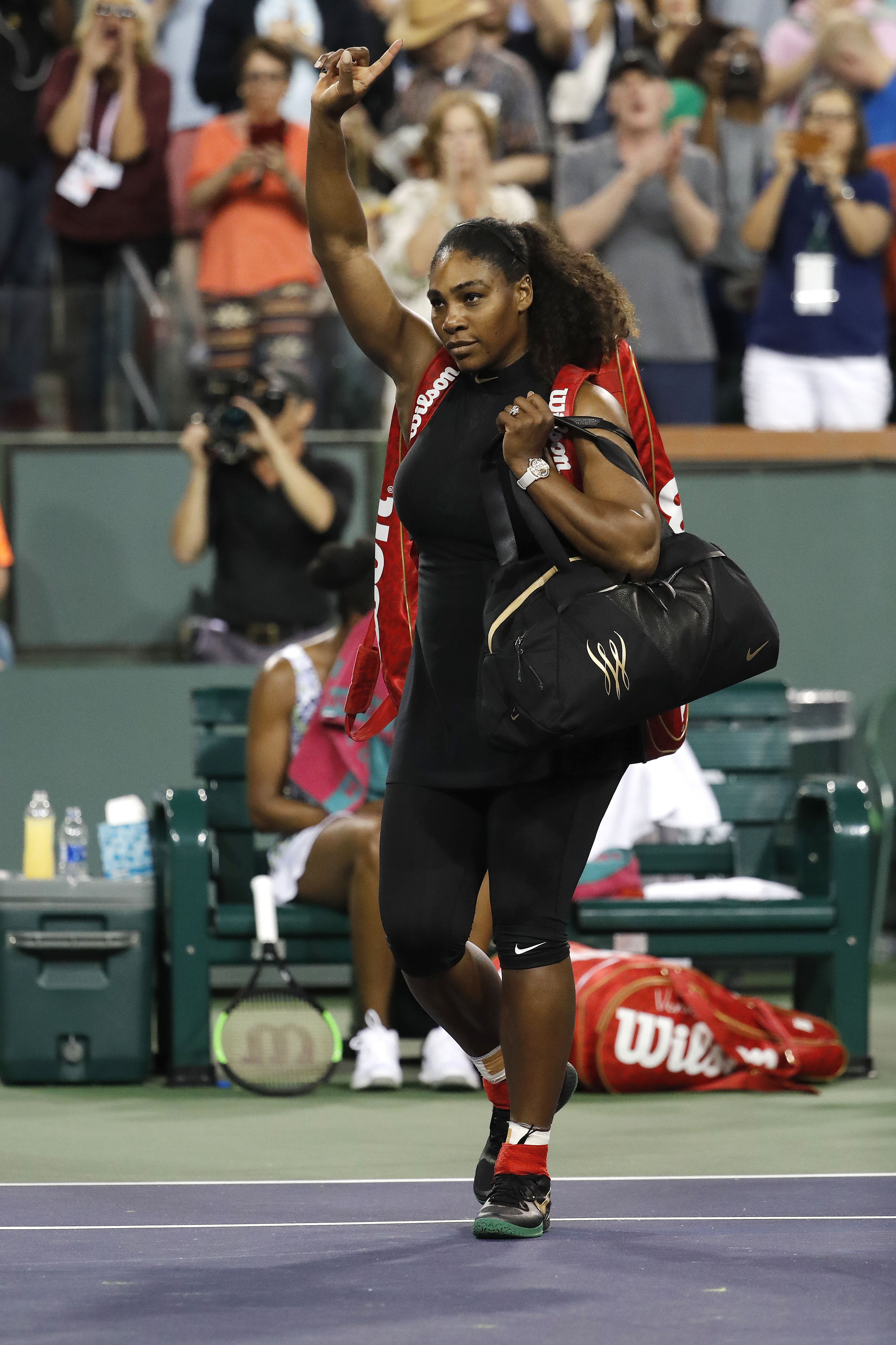 Simona Halep a văzut: Serena Williams, eliminată de Venus Williams de la Indian Wells. A fost al 29-lea duel al surorilor Williams / GALERIE FOTO & VIDEO