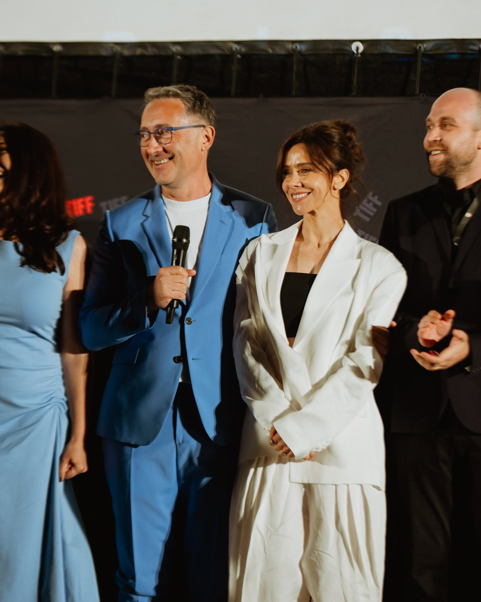 Vedete pe covorul roșu la TIFF 2026. Florin Piersic a sărutat-o pe frunte pe Nadia Comăneci în fața tuturor celor prezenți