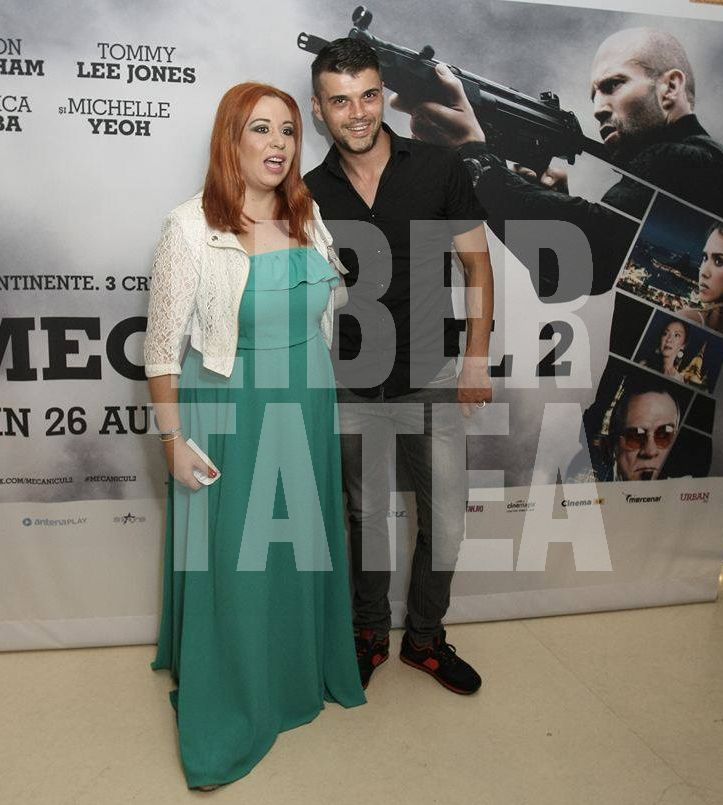 FOTO EXCLUSIV/ Oana Roman, prima ieșire în lume de când a slăbit! A atras toate privirile