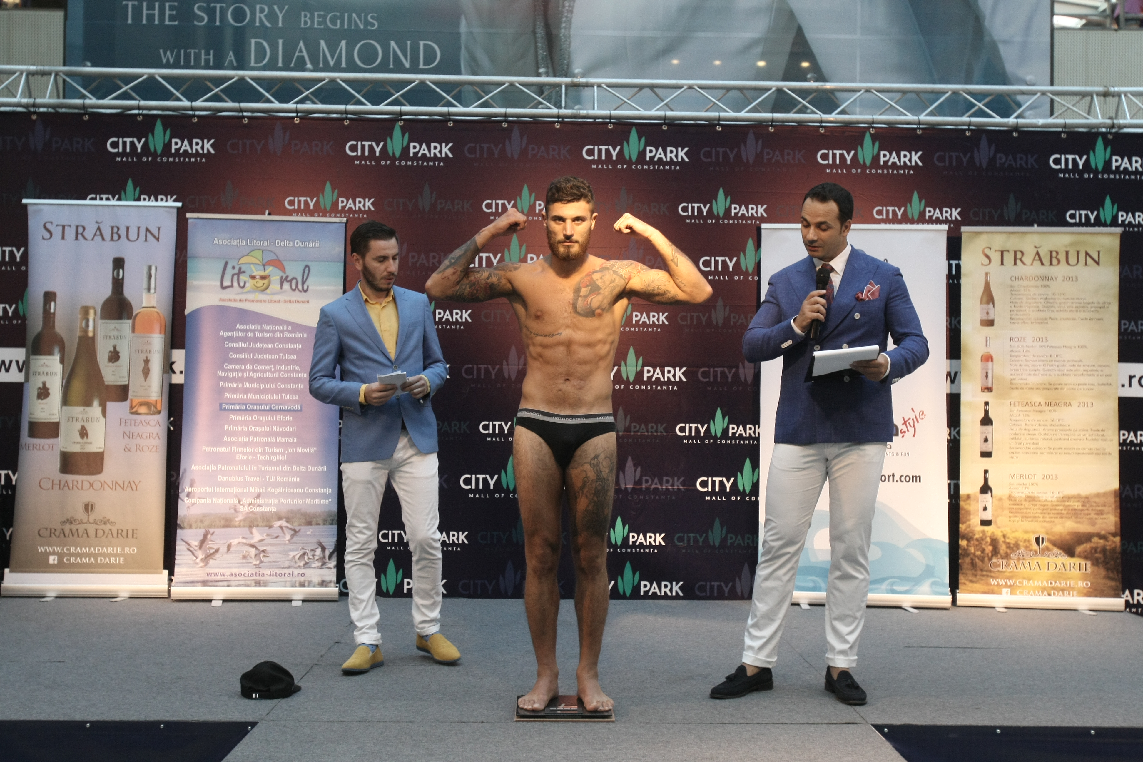 Superkombat. Seară cu pumni și cu picioare, dar nu de domnișoare! Bacary Sagna a venit la show | REZULTATELE GALEI