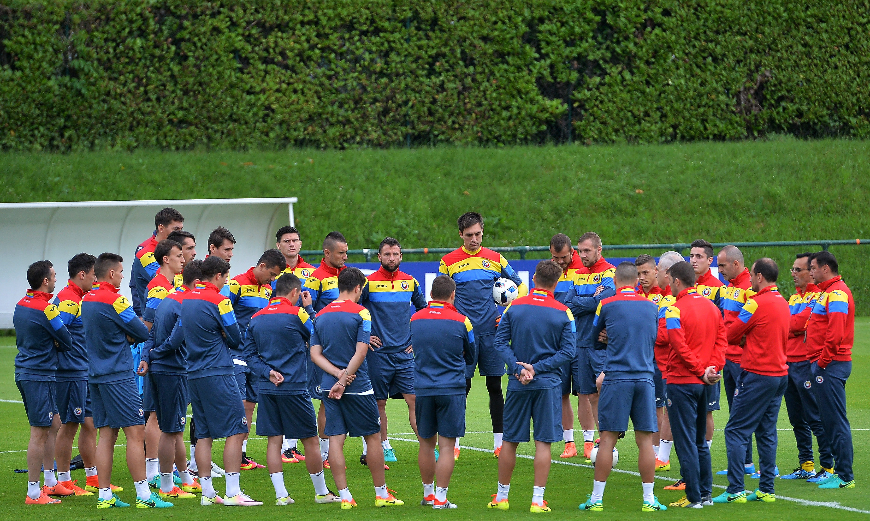 Euro 2016. România - Albania 0-1. Eliminare istorică! Cea mai slabă națională a noastră prezentă la turneele finale! LIVE BLOG