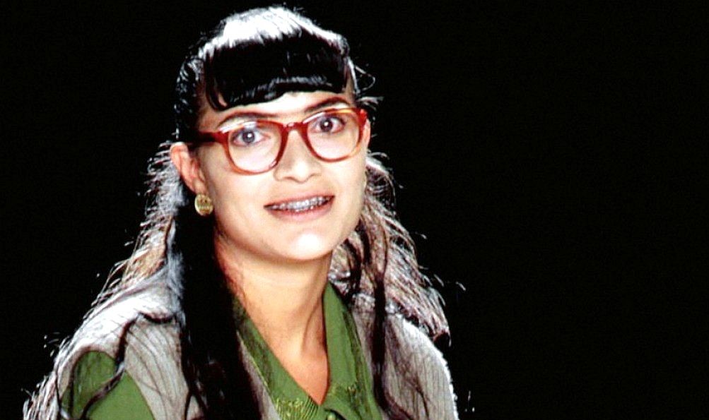 Hihetetlen, mennyit változott az évek során a Betty, a csúnya lány főszereplője: így lett Ana María Orozcóból igazi bombázó - fotók