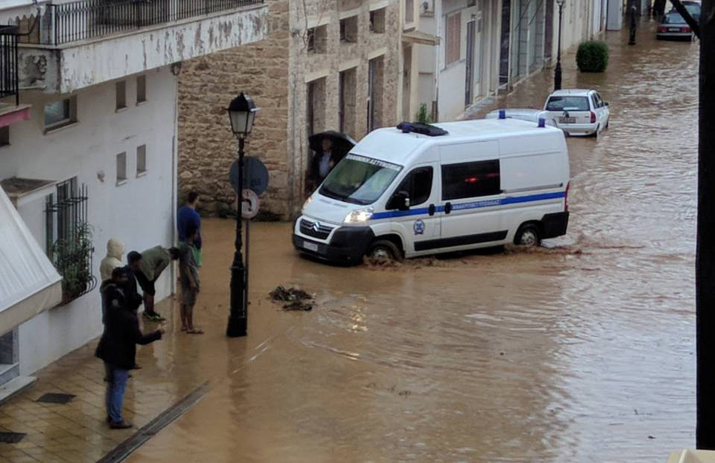 Ciclonul Zorba a ajuns și în România, după ce a lovit Grecia. Uraganul se îndreaptă către Turcia (FOTO & VIDEO)