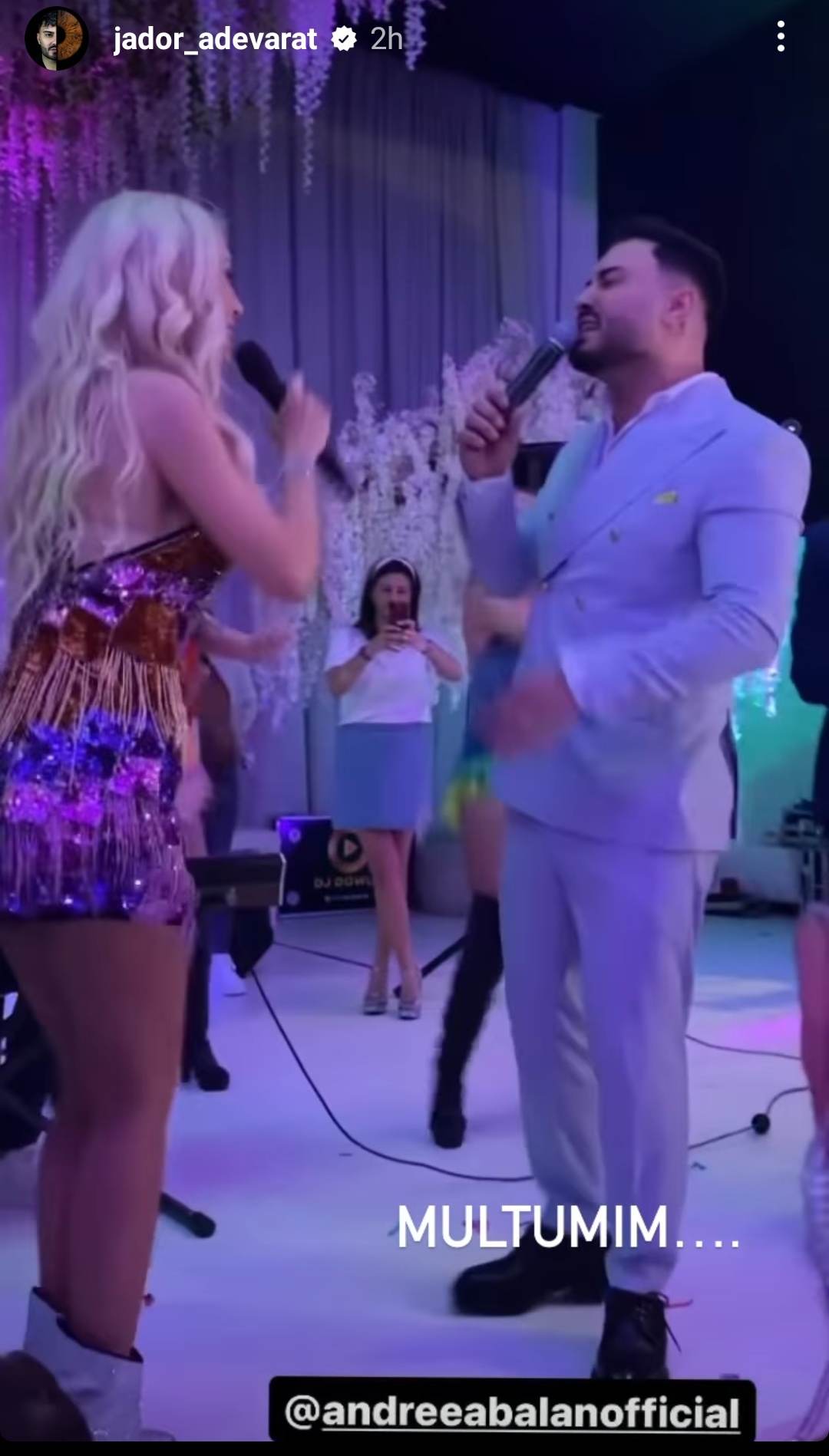 Cum au apărut aseară Andreea Bălan și Jador, după ce s-a zvonit că au o relație. Împreună au făcut show