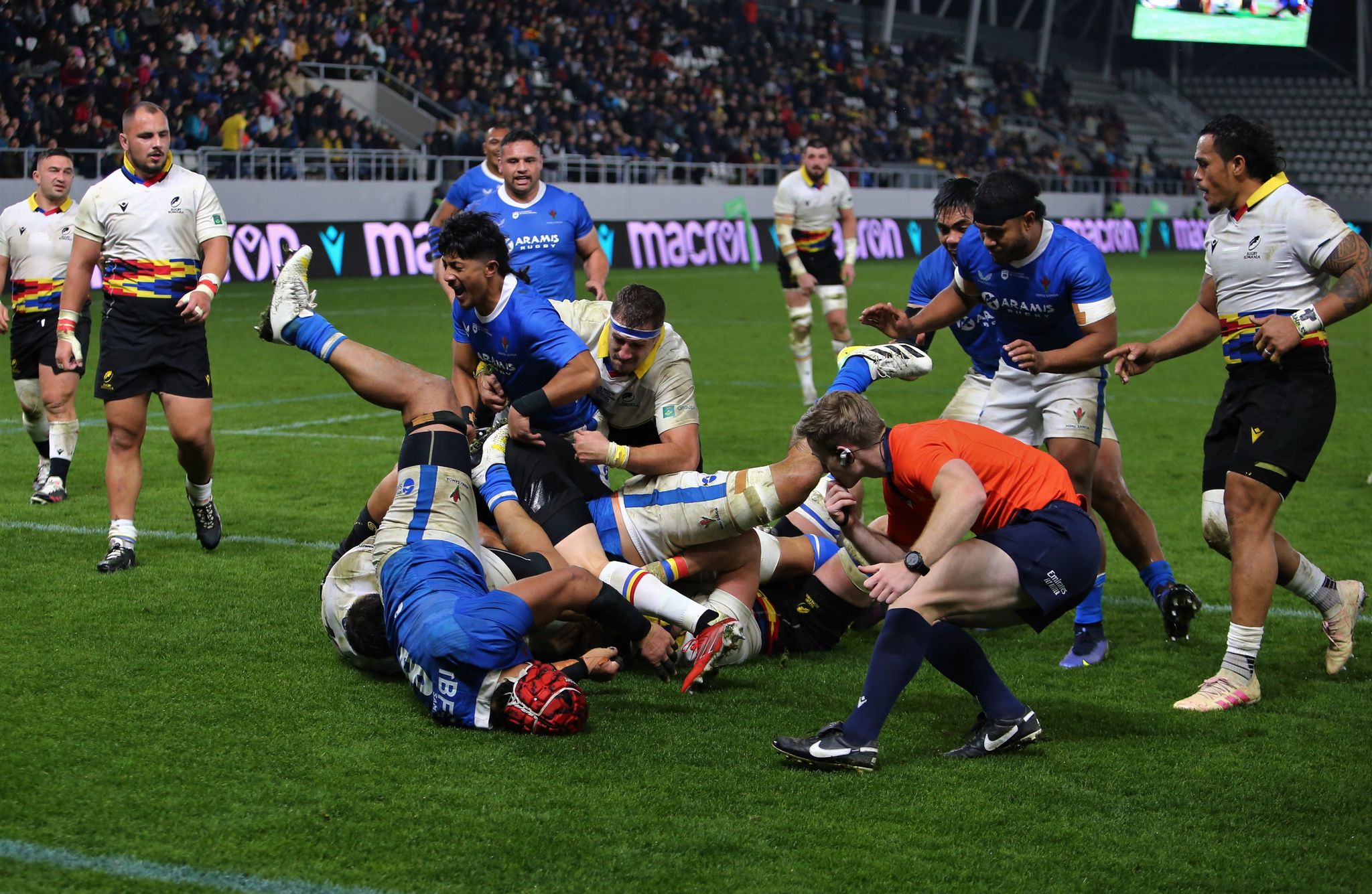 Reprezentativa de rugby a României, învinsă la zero în meciul-test cu Samoa. În partea secundă nu s-a marcat niciun punct!