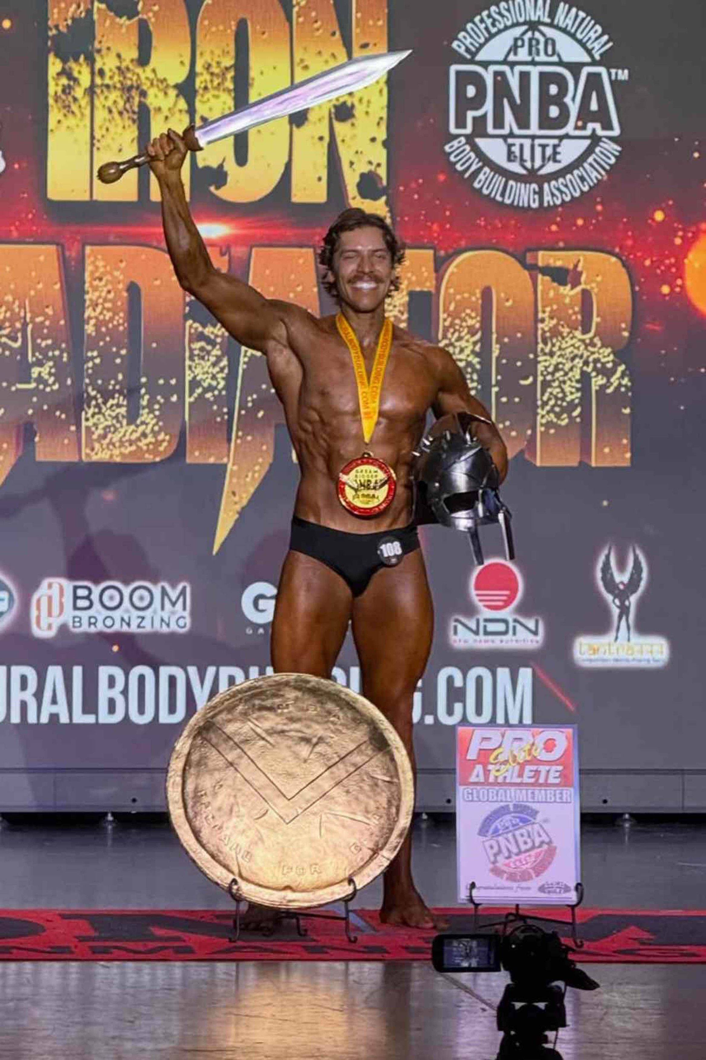 Pe urmele tatălui său celebru. Joseph Baena, fiul lui Arnold Schwarzenegger, realizare importantă în culturism
