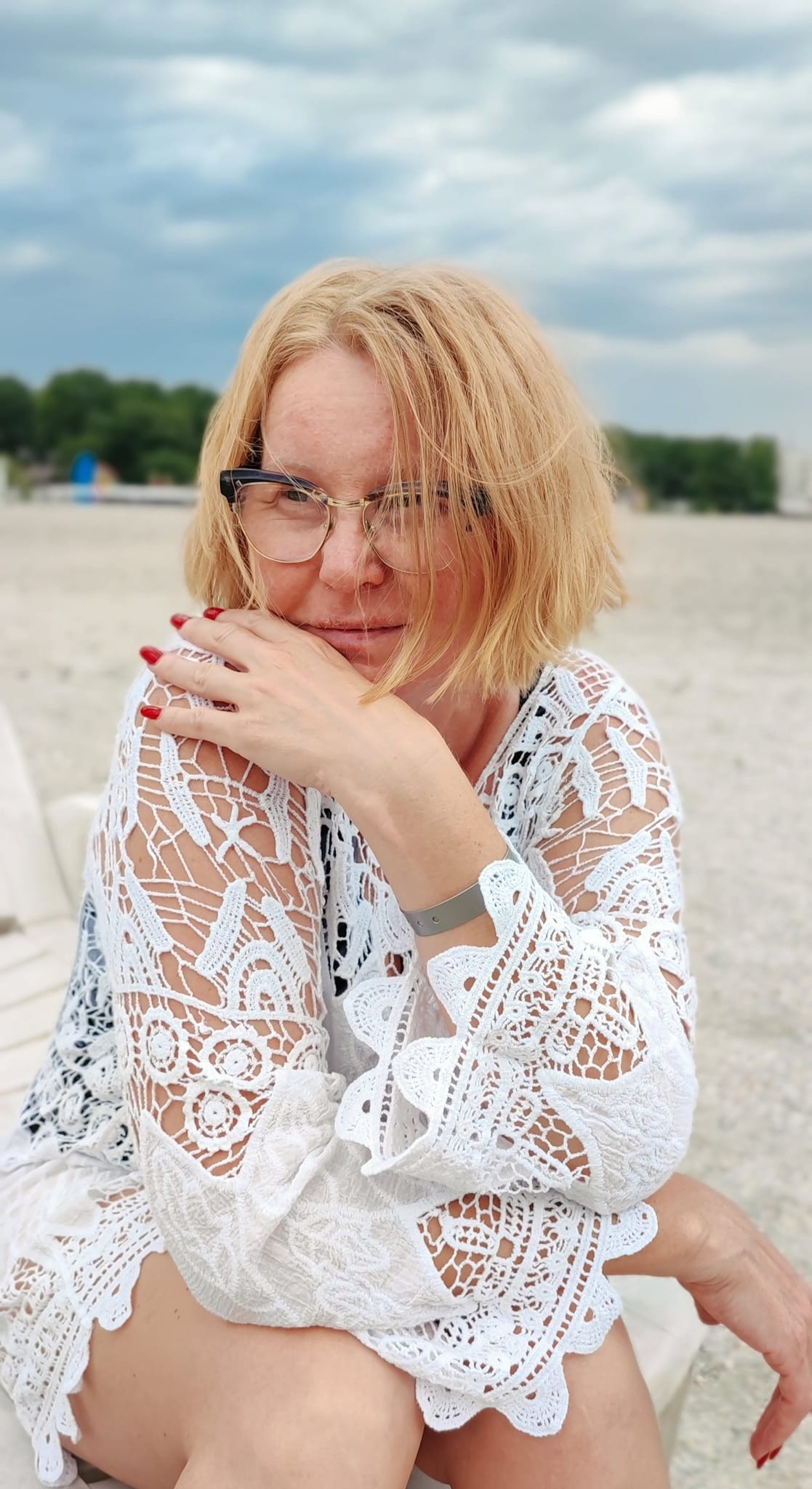 Tania Popa produce un film alături de soțul ei: „Îmi doresc mult de tot să îmi iasă”. Actrița joacă și în „Atletico Textila” - INTERVIU