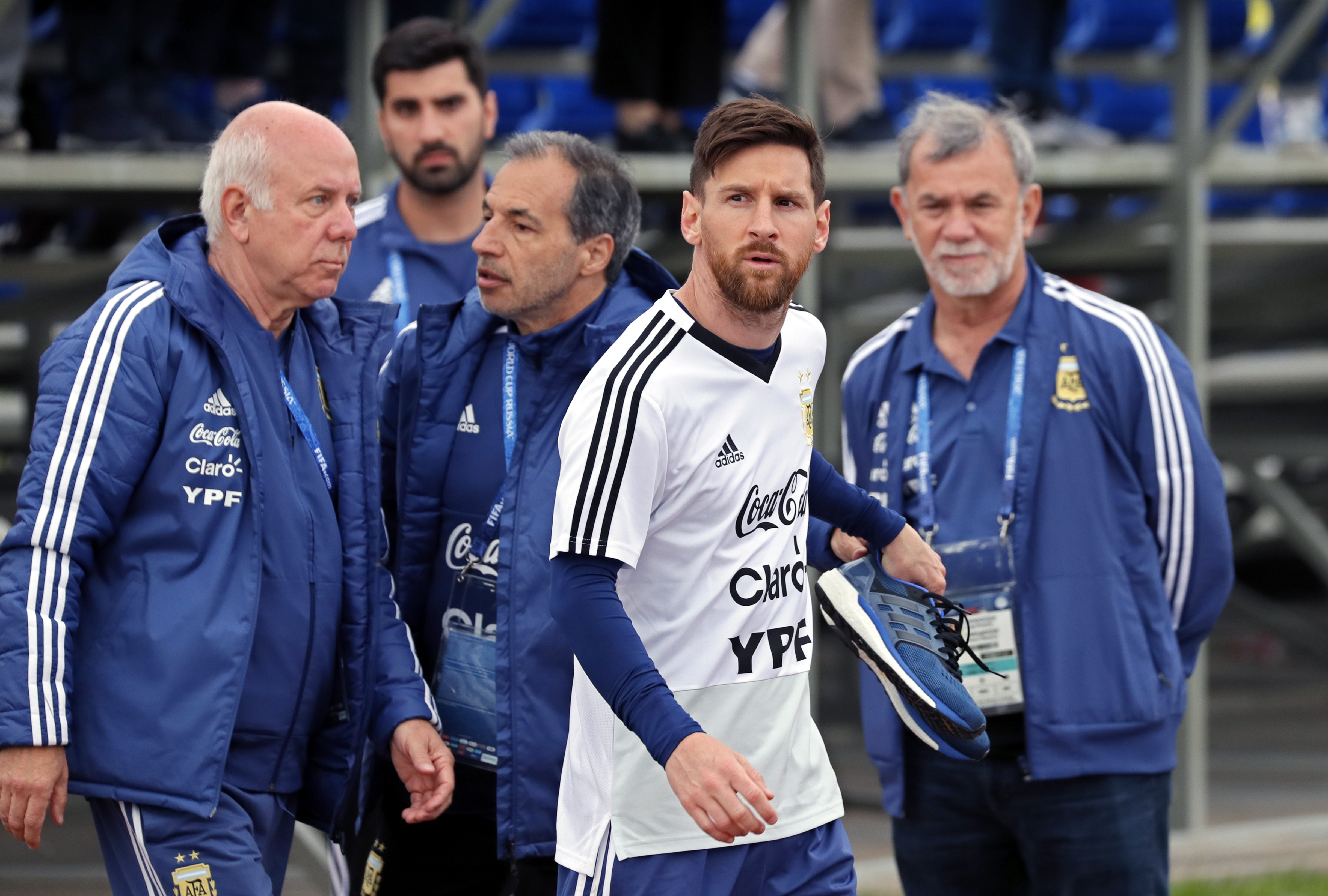 Argentina a făcut primul antrenament deschis în Rusia. Messi, asaltat de fani / GALERIE FOTO