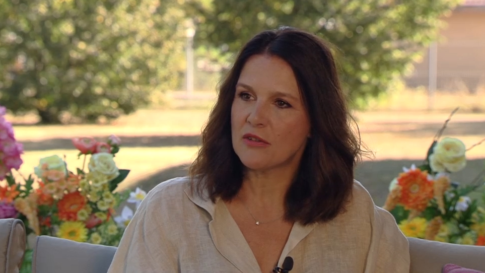 Kiderült: Balázsovits Edit alig látja a férjét