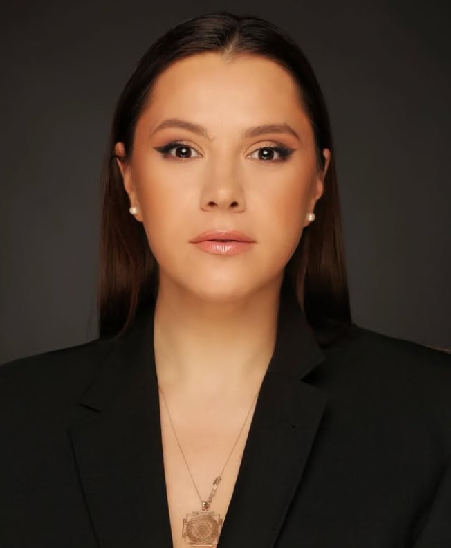 Oksana Ionașcu, primele declarații după ce s-a zvonit că Cezar Ionașcu are amantă și divorțează de ea: „Pierderea nu este sfârșitul, ci începutul”