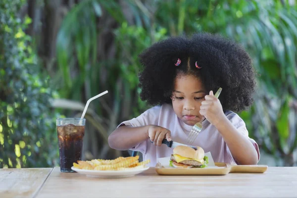 5 things parents shouldn\'t buy for their children