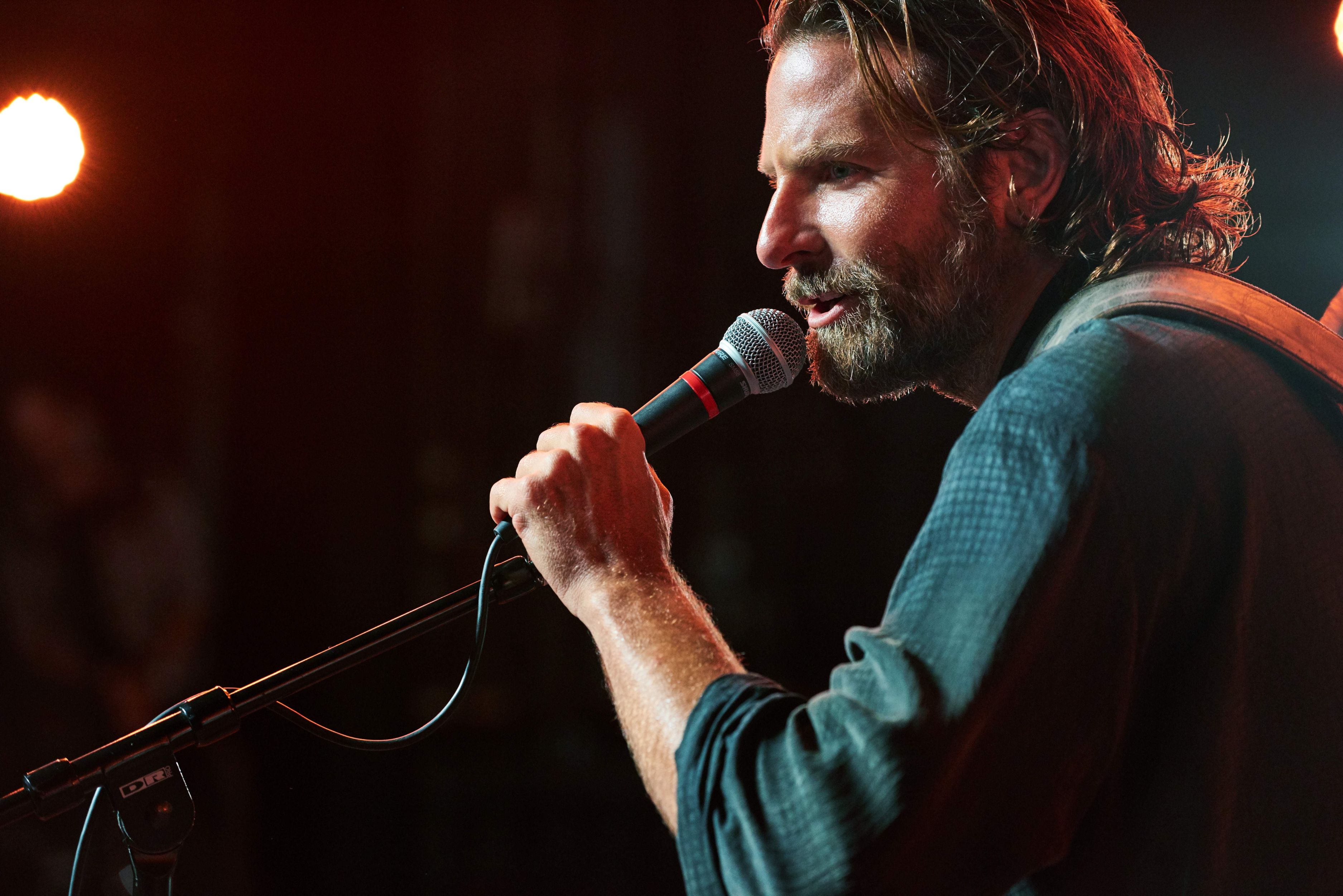 Bradley Cooper, la un pas de a primi Oscarul pentru cel mai bun actor în rol principal