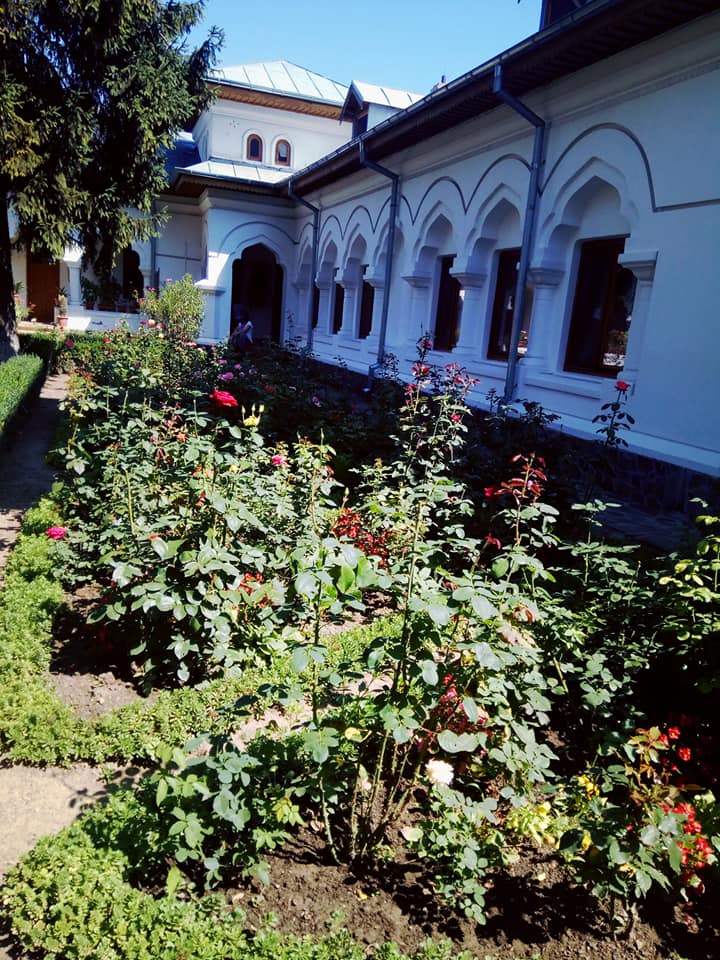 Povestea Mănăstirii Samurcăşeşti, unică în România. Ctitorită în 1808, se află la 15 km distanță de București, în Ciorogârla