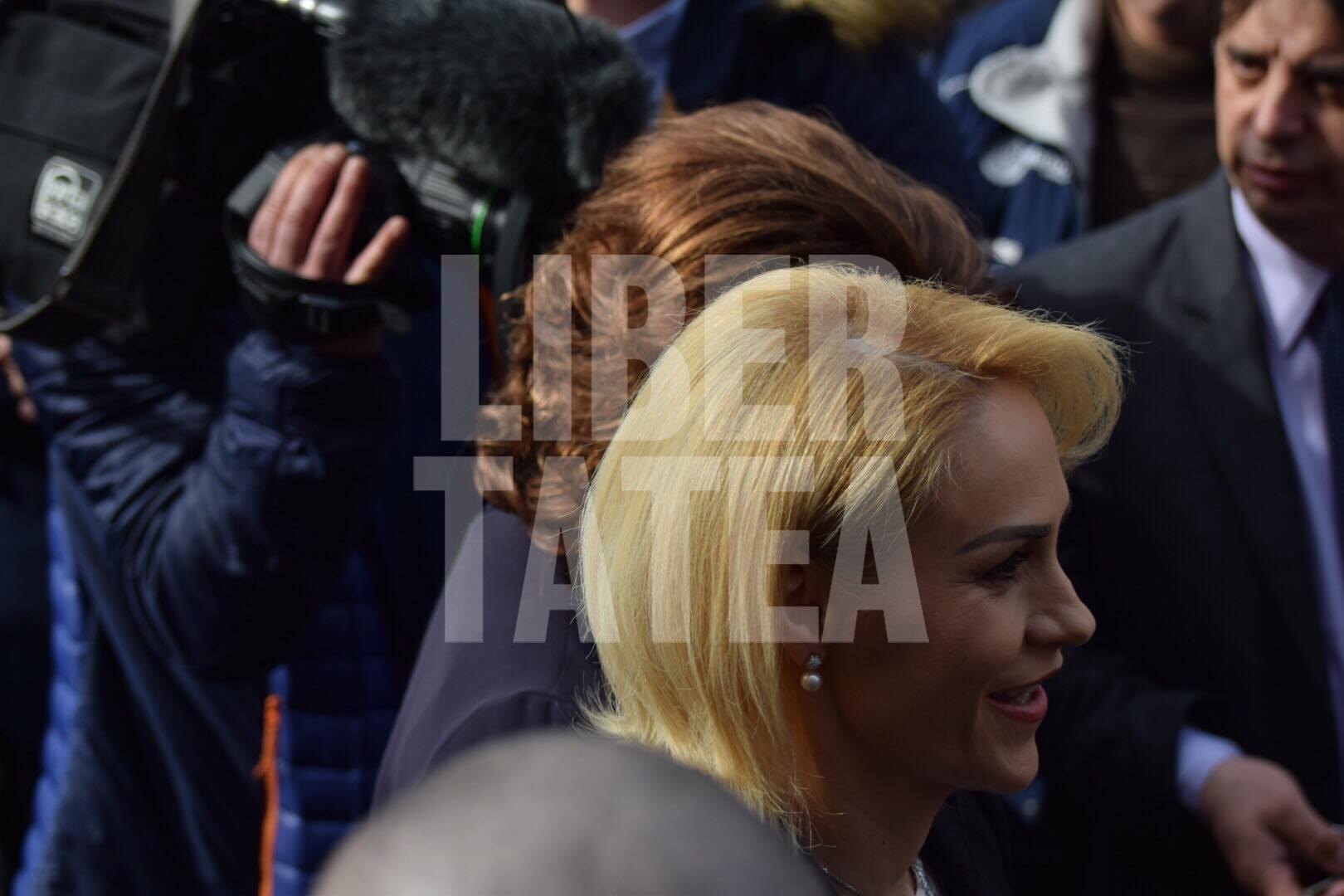 Fotografia zilei, cu Dragnea și Dăncilă. Congresul PSD, în imagini / GALERIE FOTO