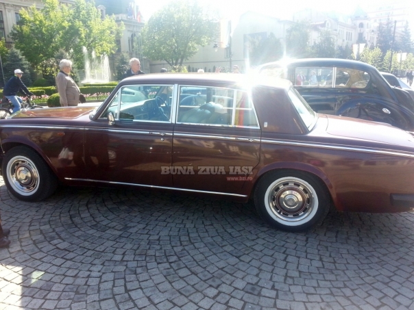 "Retro Parada Primăverii" organizată în zeci de oraşe din ţară! GALERIE FOTO