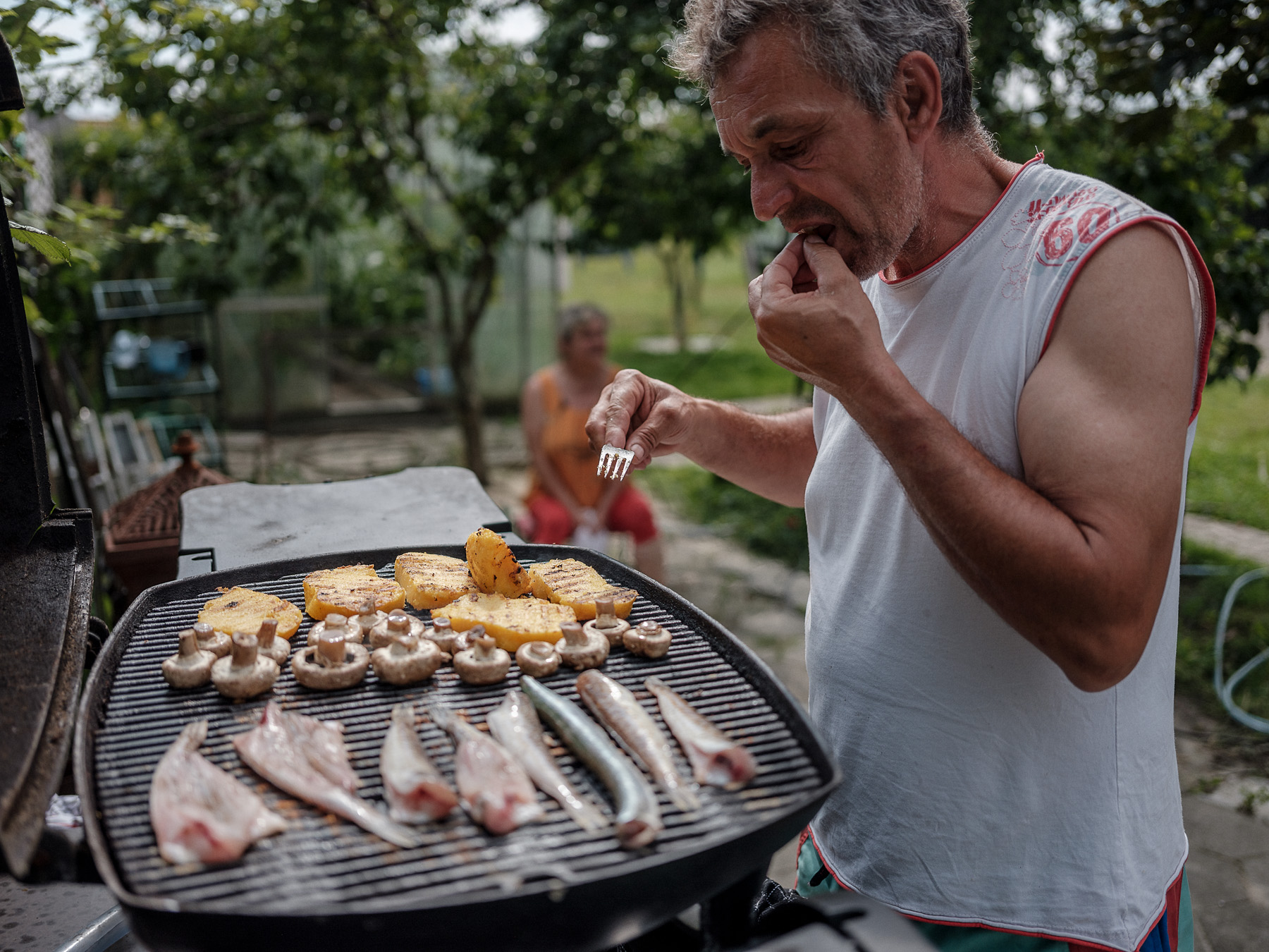 Viața unei familii de români care a ajuns să se simtă mai acasă în Danemarca: „În România rămâneam la faza de «dă-mi două țigări la bucată». De aici am mers la Londra de cinci ori”
