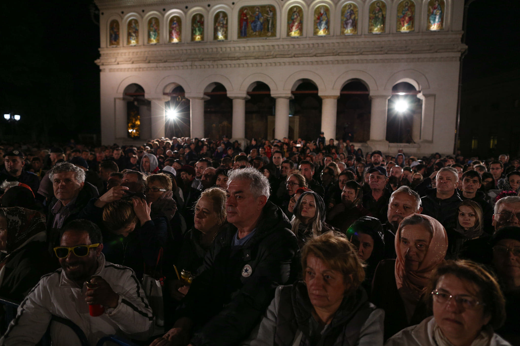 IMAGINI de la Patriarhie | Hristos a înviat! Milioane de credincioși au participat la slujba de Înviere, în toate bisericile din țară
