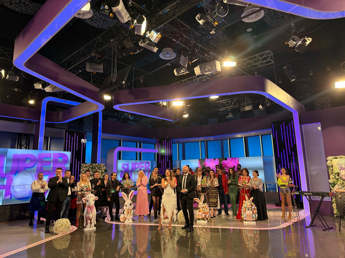 Ce face Mirela Vaida în ziua de Paște. Program special la Antena Stars