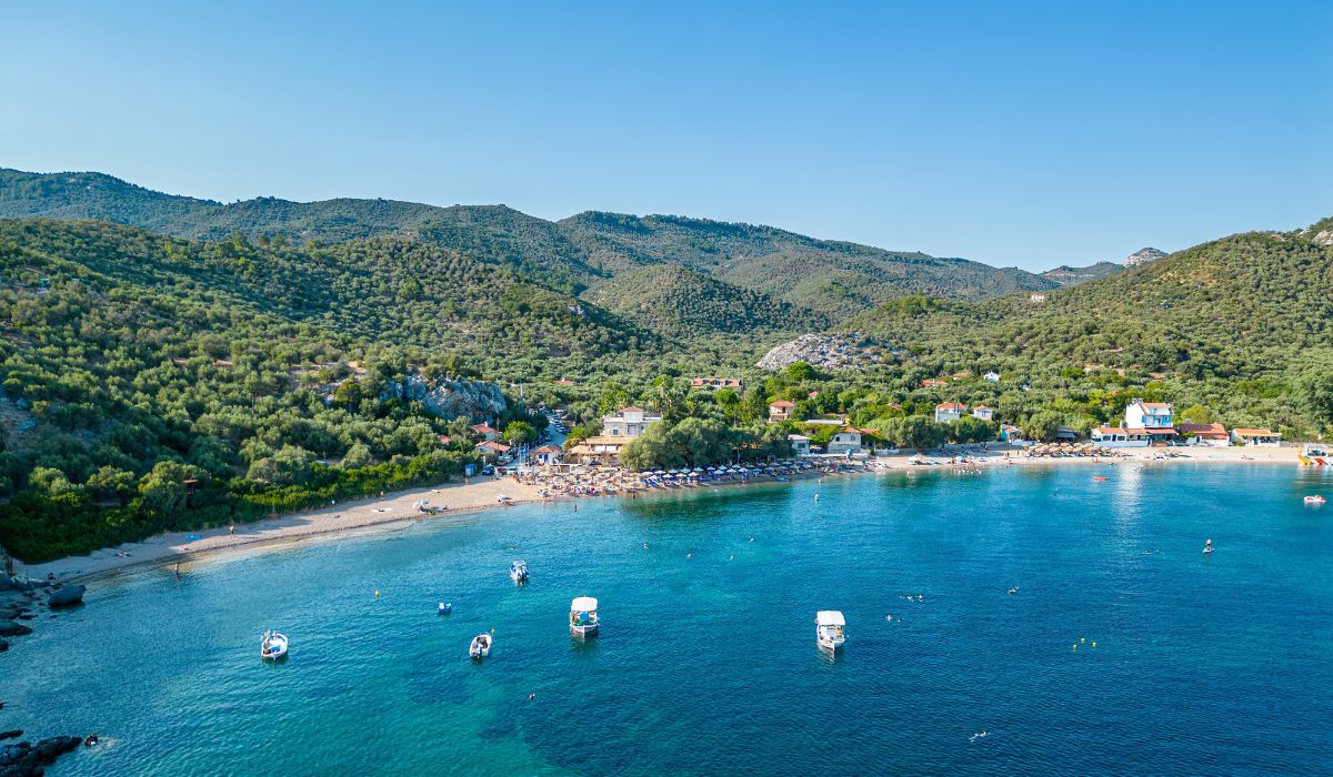 Destinațiile din Grecia unde poți plăti o vacanță de ultim moment, de 8 zile, cu mai puțin de 2.200 de lei: „O locație perfectă”