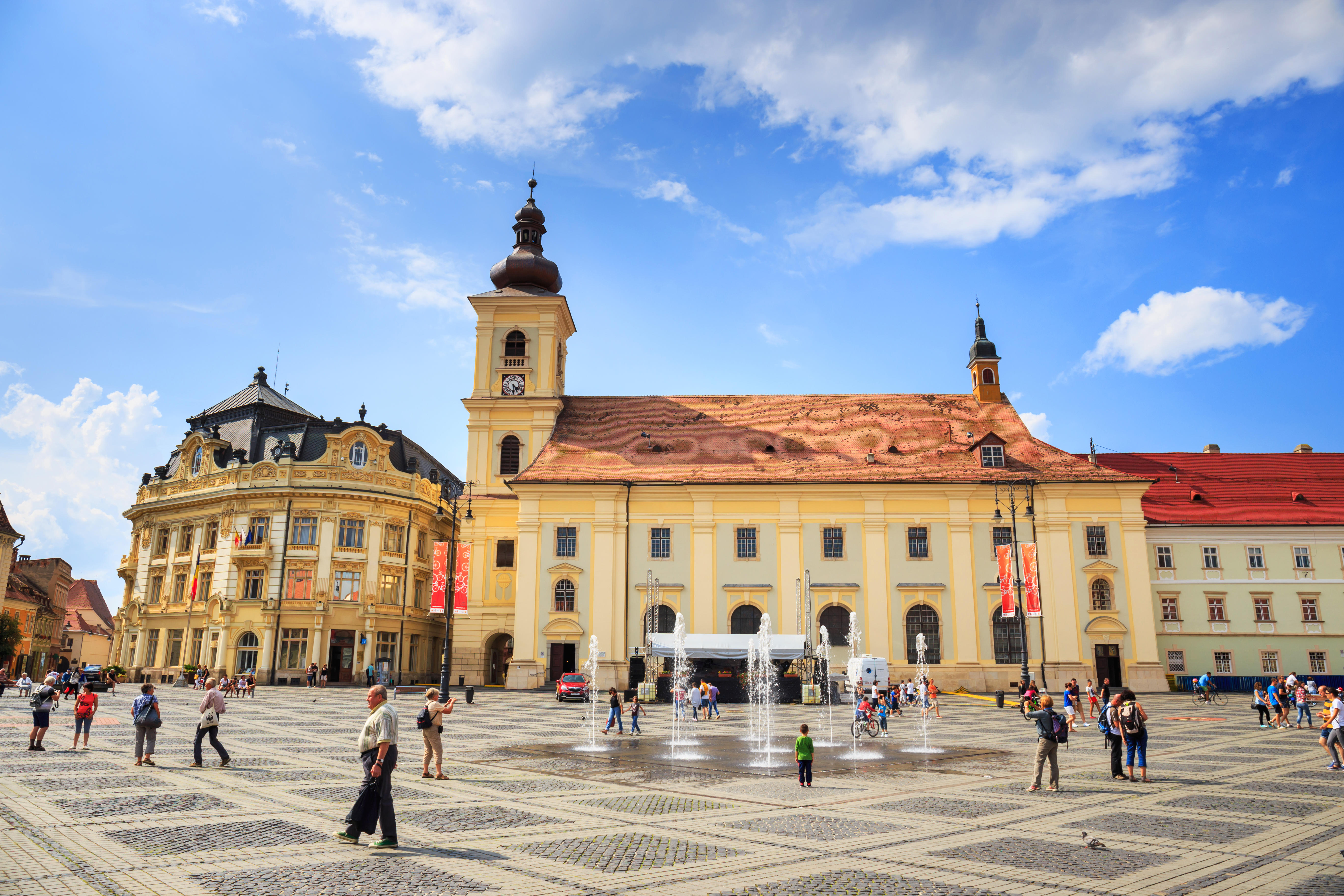 Sibiu, locul 5 în topul destinațiilor turistice din Europa, în 2021. A devansat Parisul, dar și Viena, clasată abia pe locul 18!
