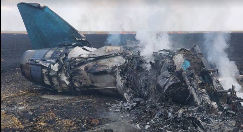 FOTO | Imagini cu avionul MIG 21 Lancer, după ce s-a prăbușit la baza Borcea