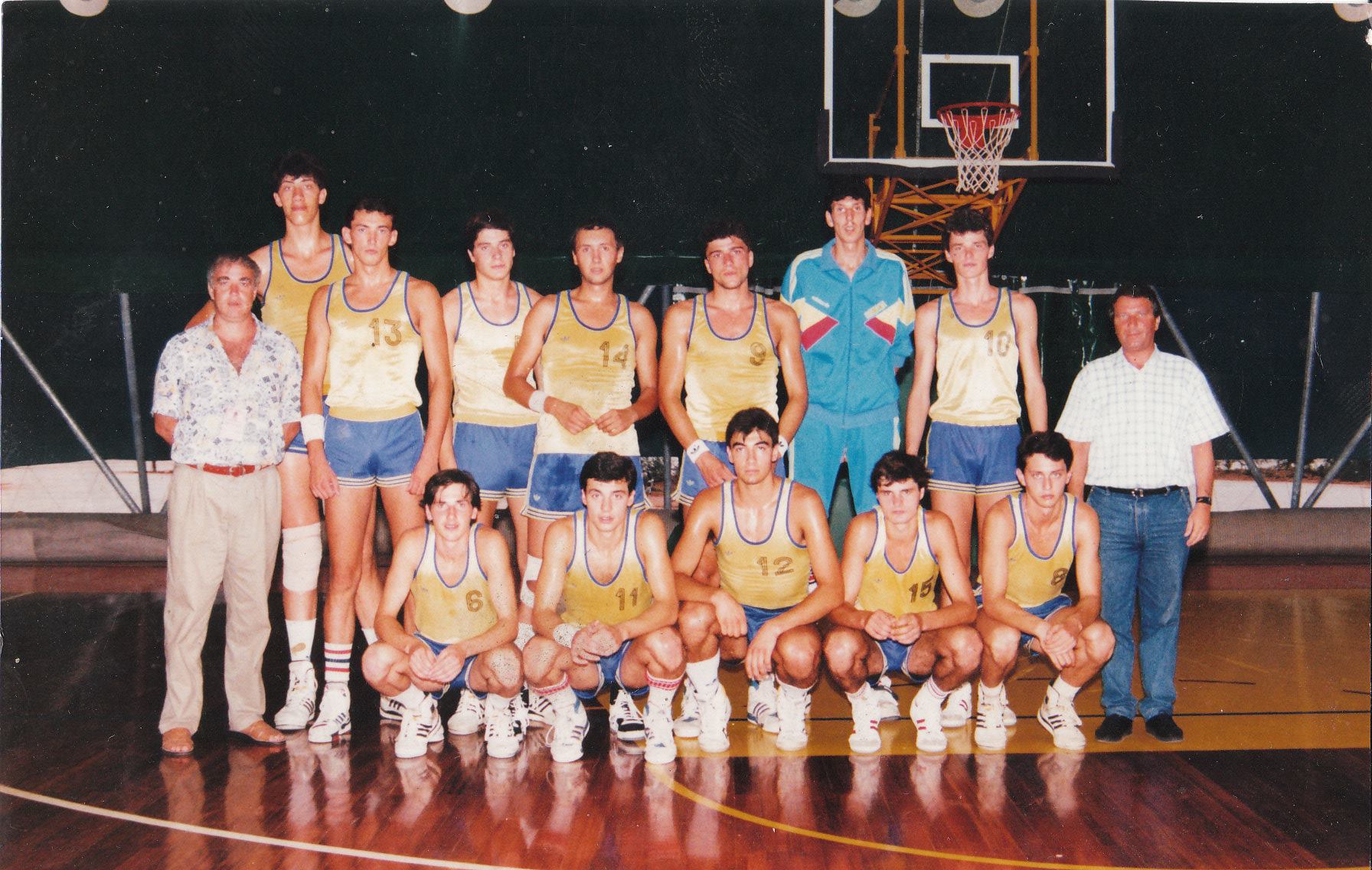 Povestea lui Alexandru Laszlo, sportivul căruia comuniștii i-au confiscat numele. A fost în cea mai valoroasă generație din istoria baschetului românesc