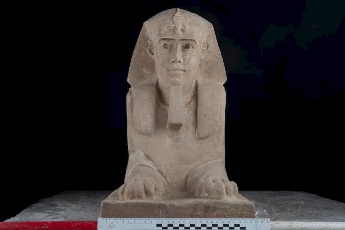 Arherologii au descoperit un nou sfinx în Egipt