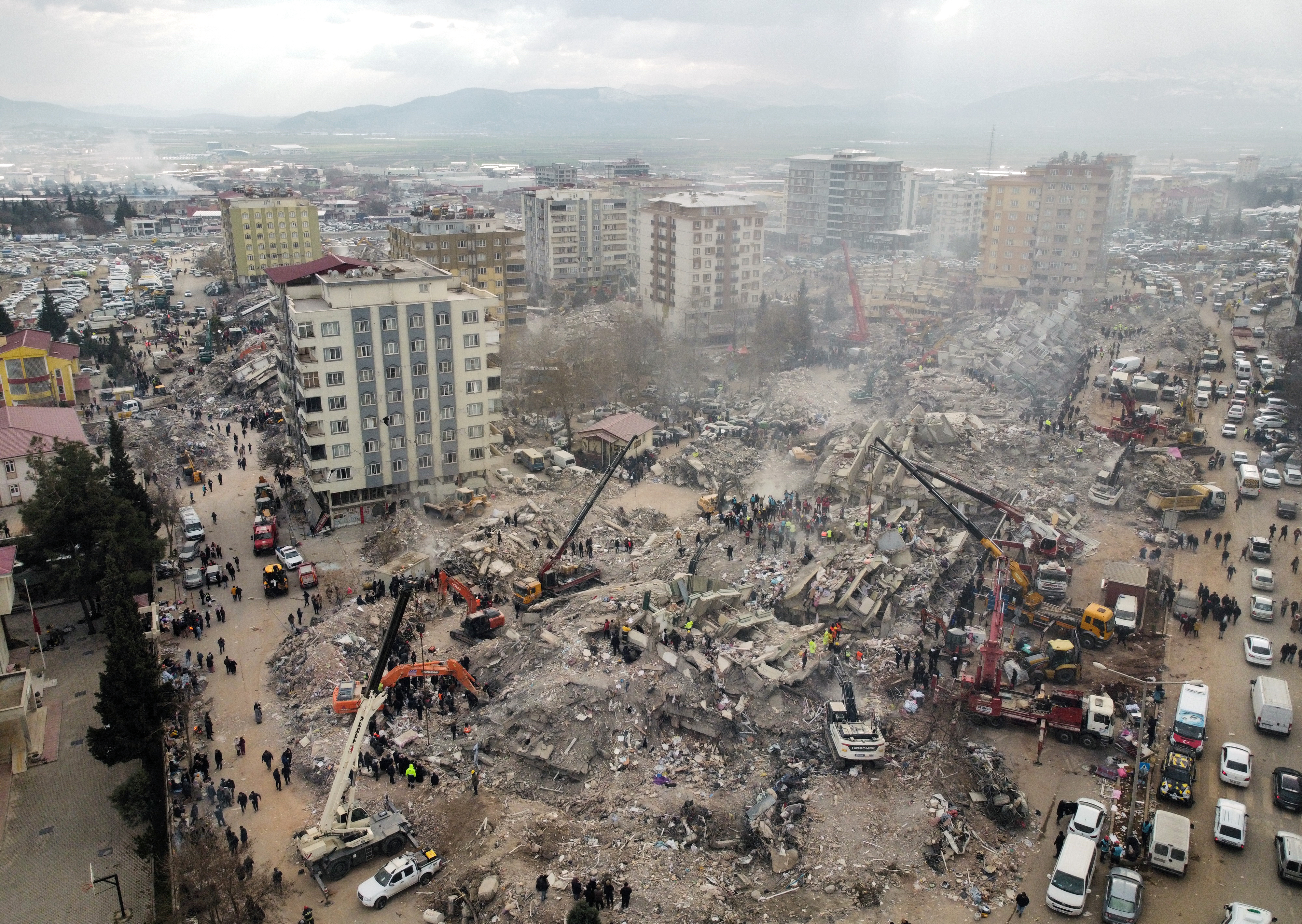 Bilanțul cutremurelor din Turcia și Siria crește dramatic. Cinci milioane de sirieni, „rămași fără adăpost”