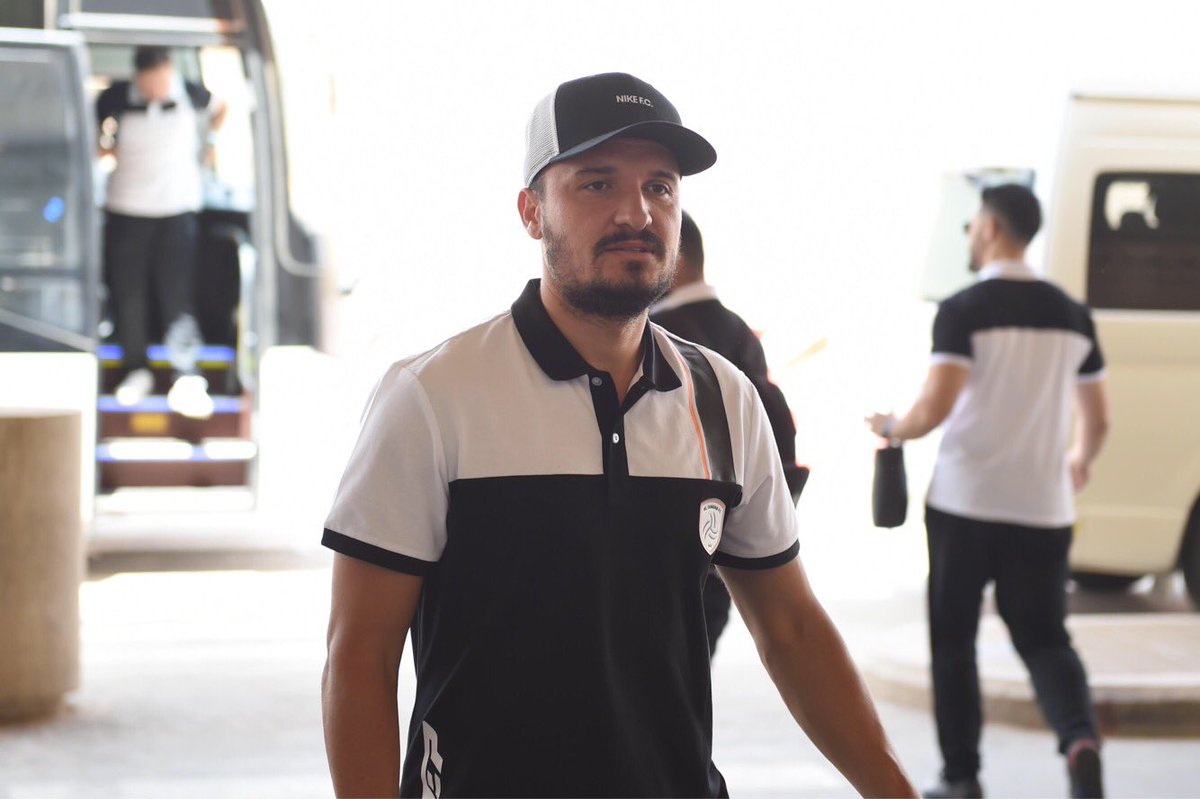 Budescu a făcut show în avionul echipei Al Shabab: ”Sperăm să nu avem turbulenţe!” / VIDEO
