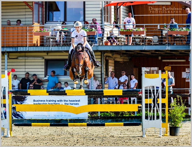 Se întrece cu fiica lui Bill Gates! Alexia Apostolescu visează să reprezinte România la Olimpiadă, în proba de sărituri. Are cal de 100.000 de euro