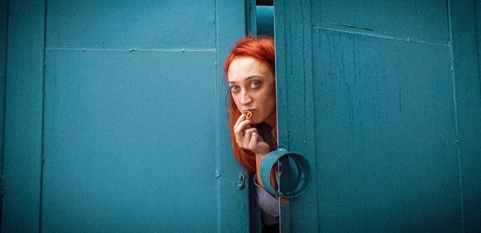 Cum se înțelege Ilona Brezoianu cu ceilalți jurați de la „Te cunosc de undeva!”. „Raportarea este ușor ciudată pentru mine. Uneori trebuie să mai și tac”