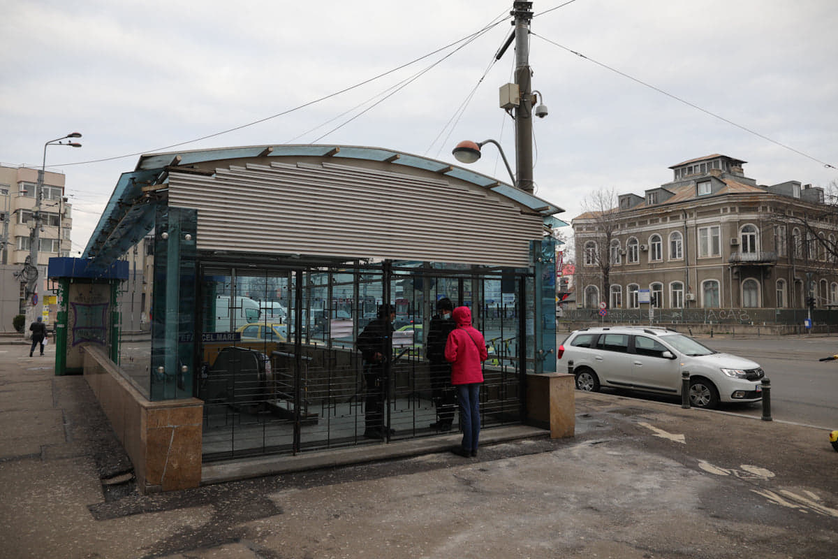 Circulaţia metrourilor, blocată din cauza protestului spontan al sindicaliștilor. Ministrul Transporturilor anunță că a depus plângere penală la DNA împotriva celor responsabili