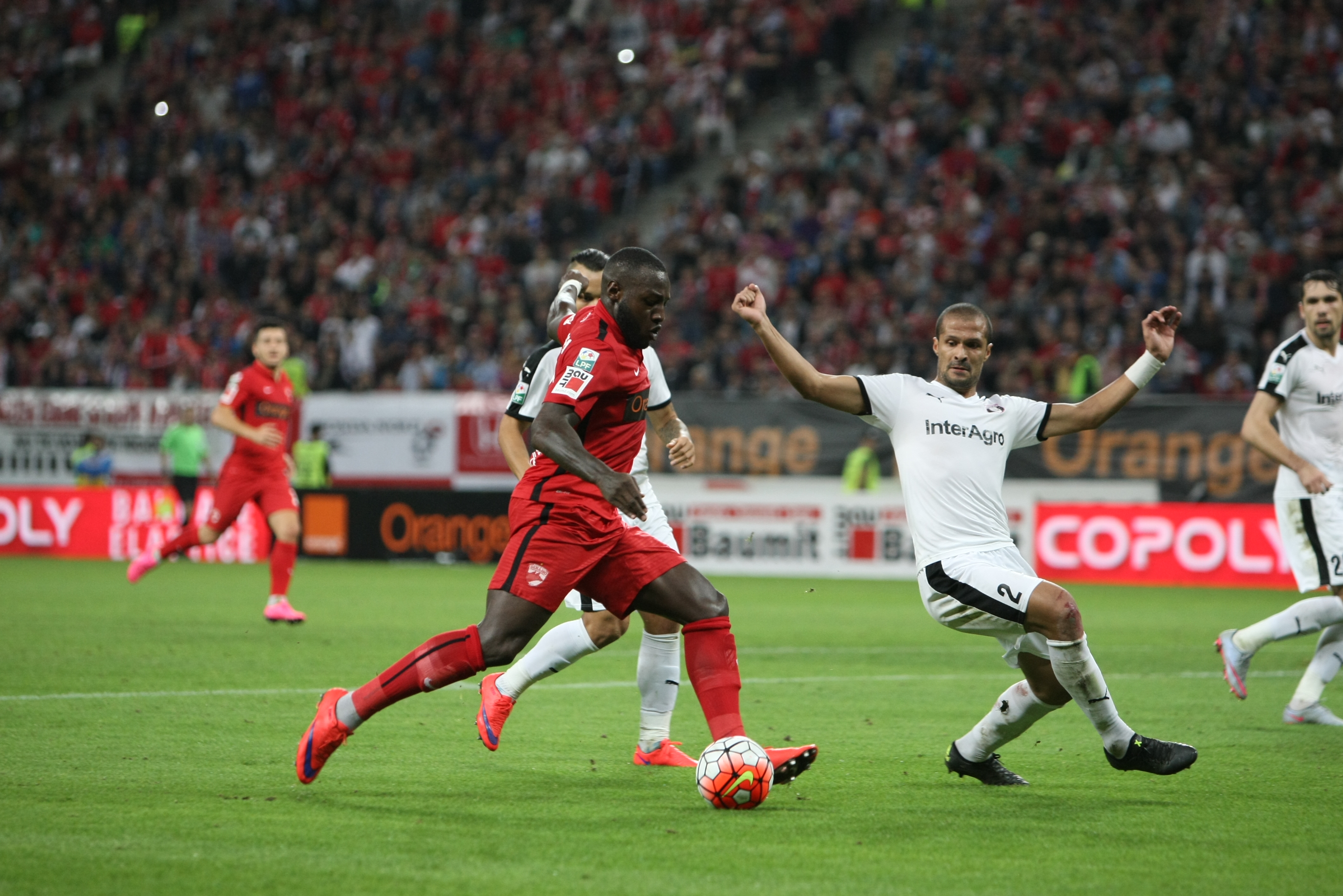 Liga I: Dinamo - Astra 0-1. În ziua în care ”roș-albii” și-au plâns idolul, Astra a plecat victorioasă de pe ”Național Arena”. ^A decis prin Filipe Teixeira / LIVE TEXT & GALERIE FOTO