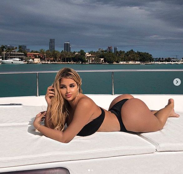 Anastasia Kvitko, în cele mai sexy ipostaze. "Kim Kardashian din Rusia" a înnebunit internetul | FOTO