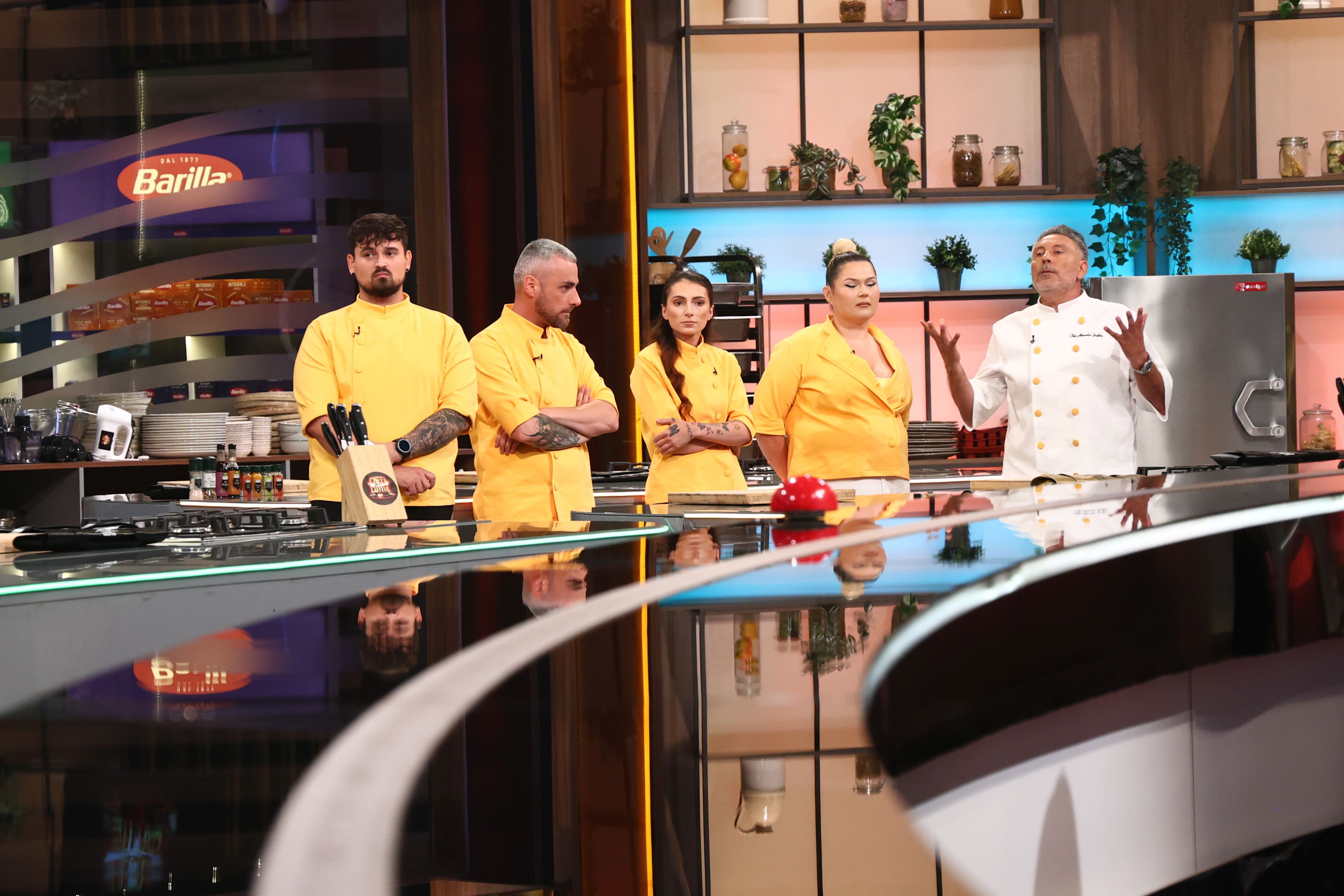 „Chefi la cuțite”, 9 decembrie 2025. Tensiune maximă în bucătăria de la Antena 1. Gestul neașteptat făcut de chef Orlando