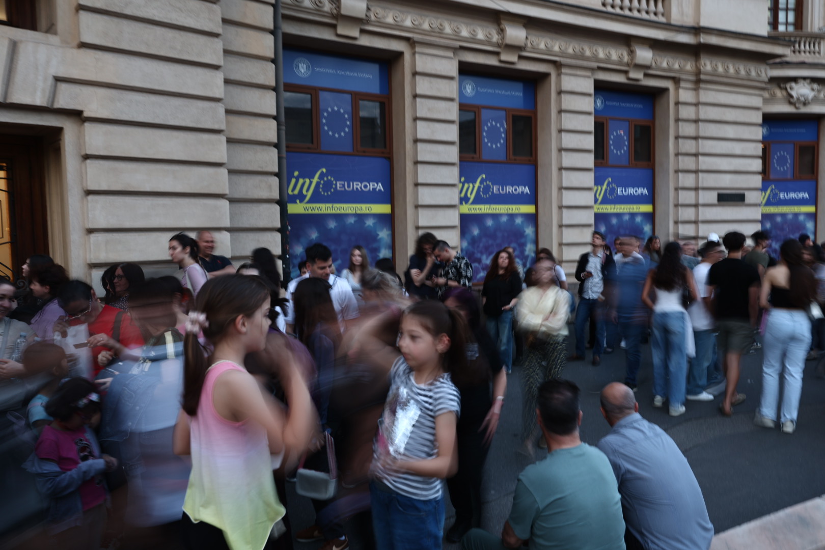 Noaptea Muzeelor 2026. Mii de oameni au stat la coadă ca să vadă muzee gratuit în București