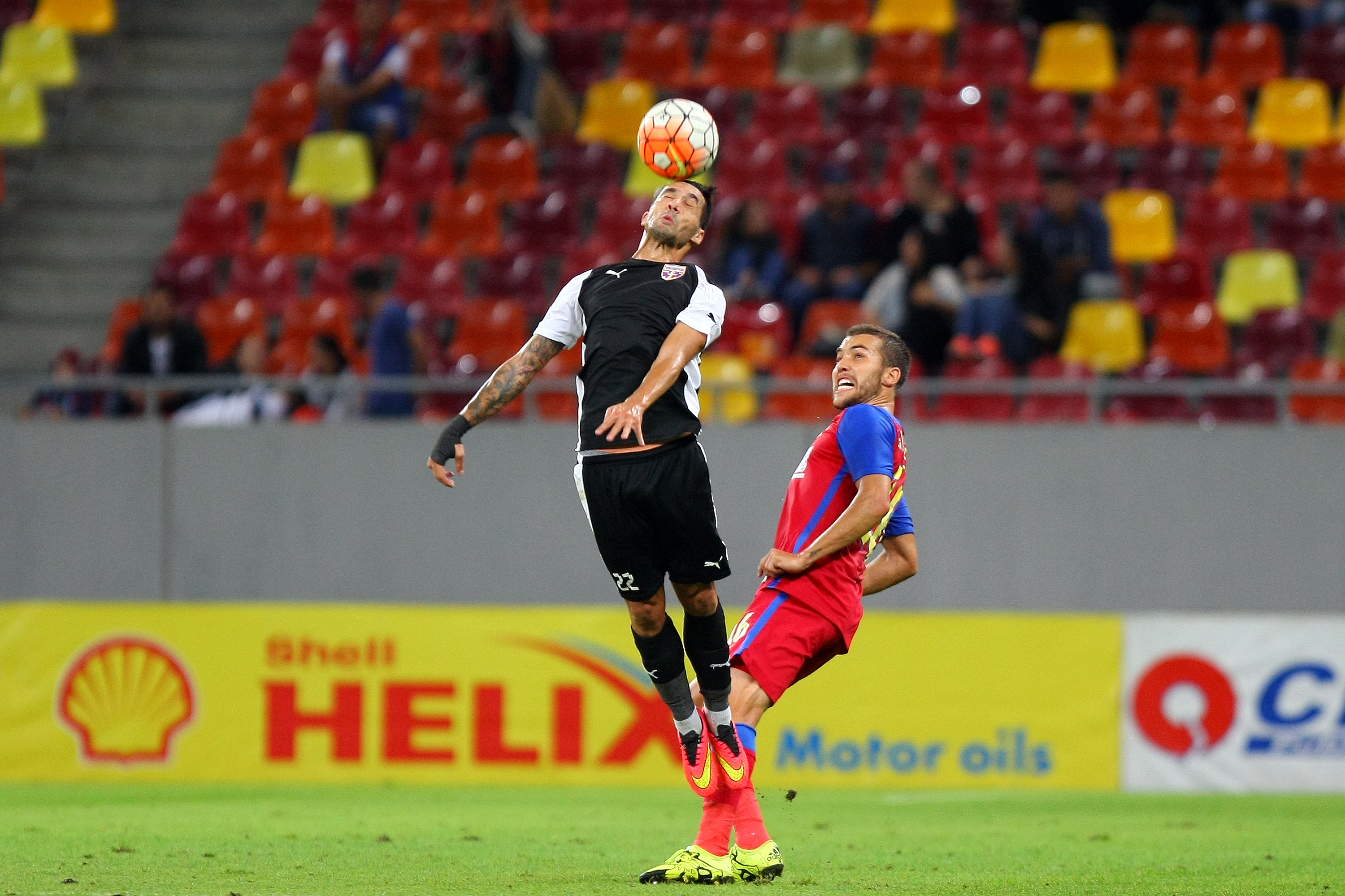 Liga I: Steaua - FC Voluntari 3-1. ^Hamroun, Chipciu și Stanciu l-au ridicat de pe bancă pe Rădoi, antrenorul fără licență al campioanei. Odată cu el, și pe ”principalul”-marionetă Țiți Dumitriu / GALERIE FOTO