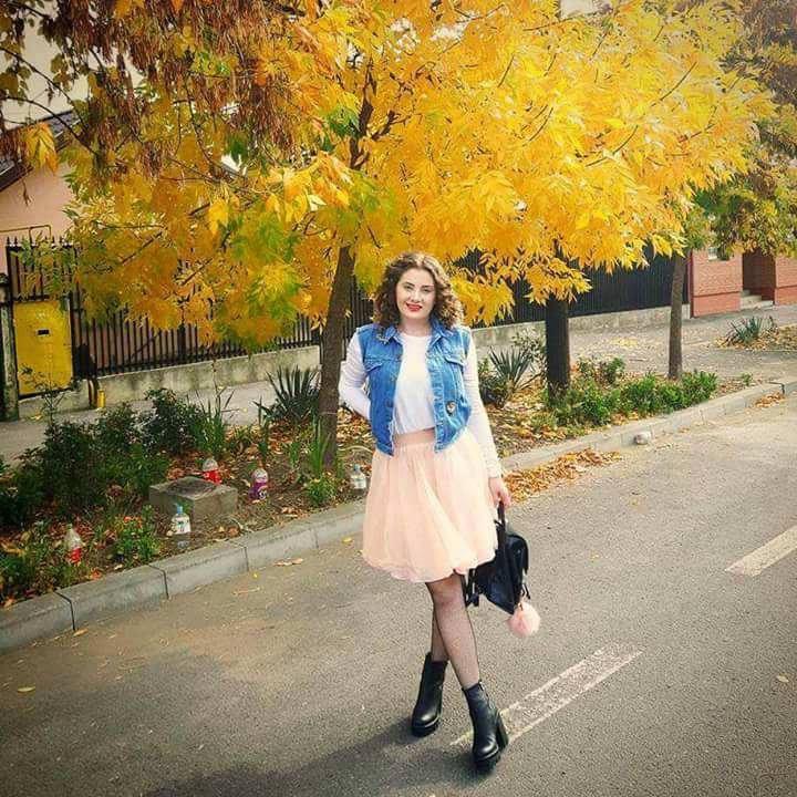 REPORTAJ/ Dalina, copilul care s-a luat la trântă cu viața. Mama a abandonat-o în mâinile unui tată alcoolic: ”Să nu mă priviți cu milă!” | FOTO