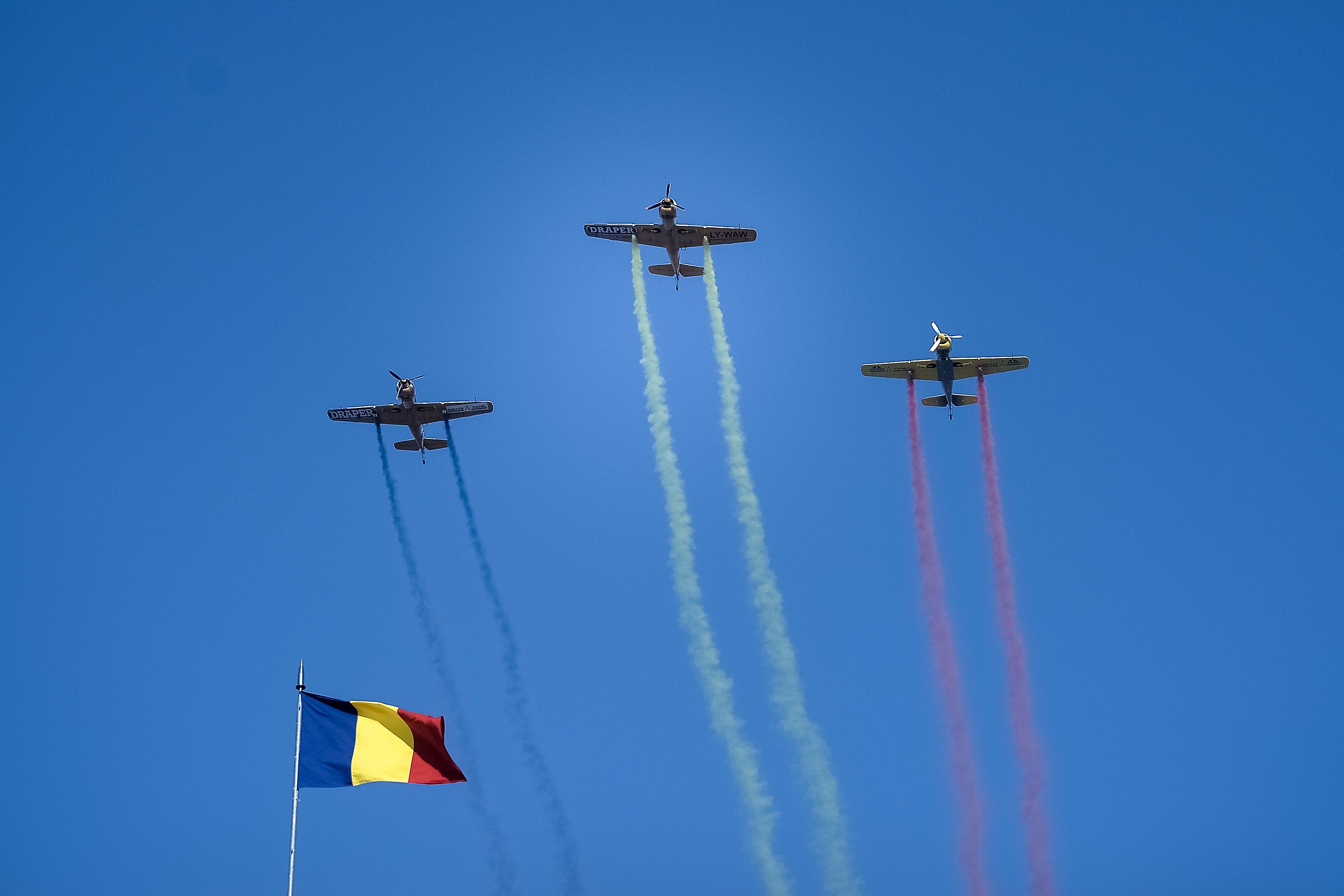 FOTO&VIDEO| La mulți ani, România! Parada militară de 1 Decembrie de la București s-a încheiat