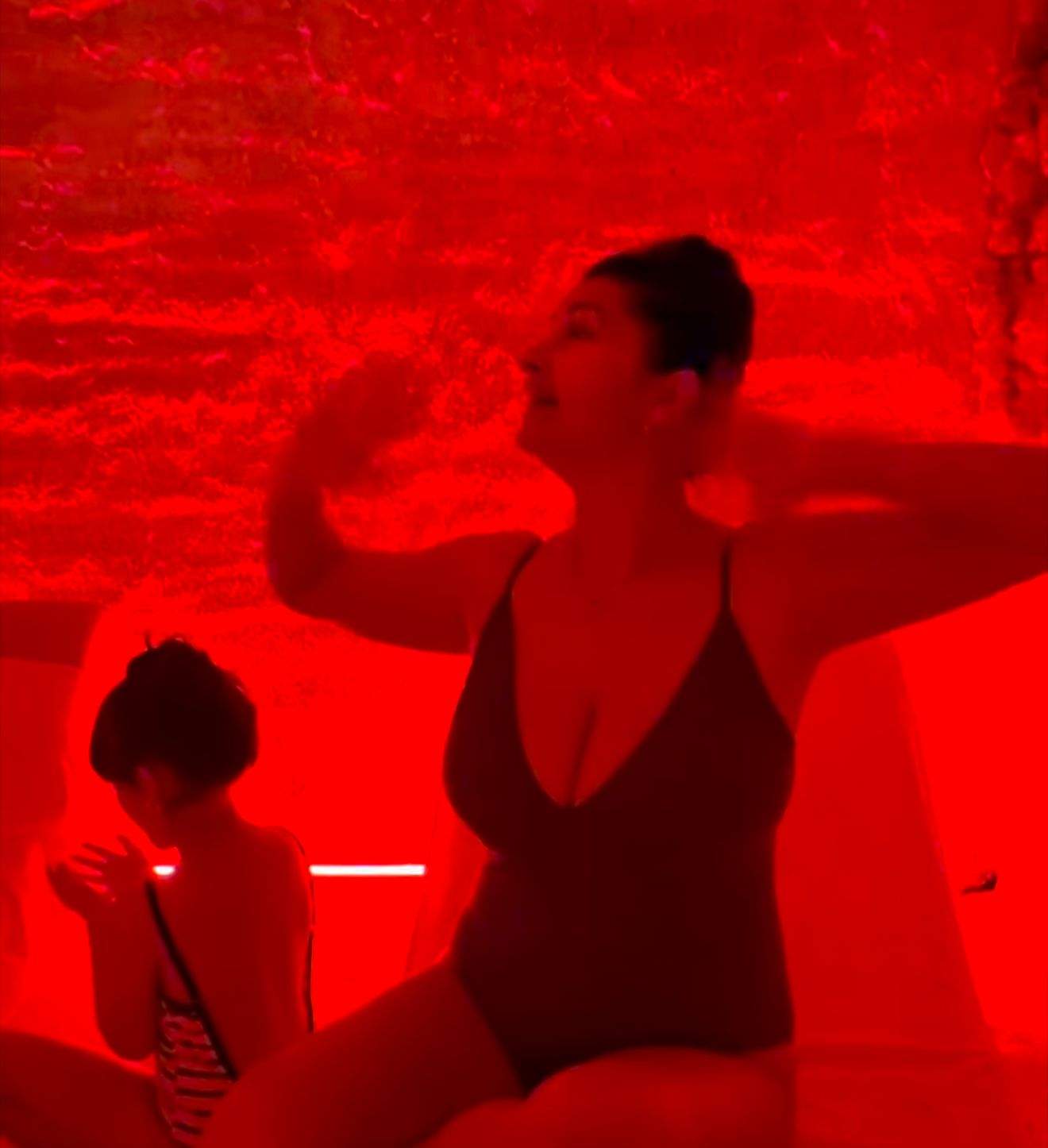 Imagini cu Gabriela Cristea în costum de baie după ce a slăbit 30 de kilograme. Cum a fost surprinsă la un spa în Italia